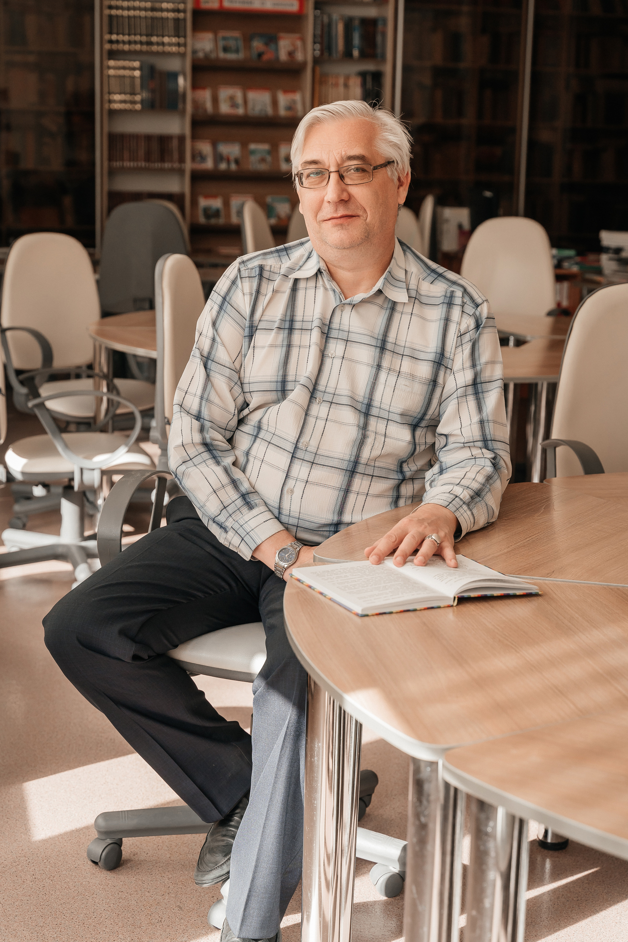 Выпускные альбомы. Фотограф Ким Наталья в Красноярске