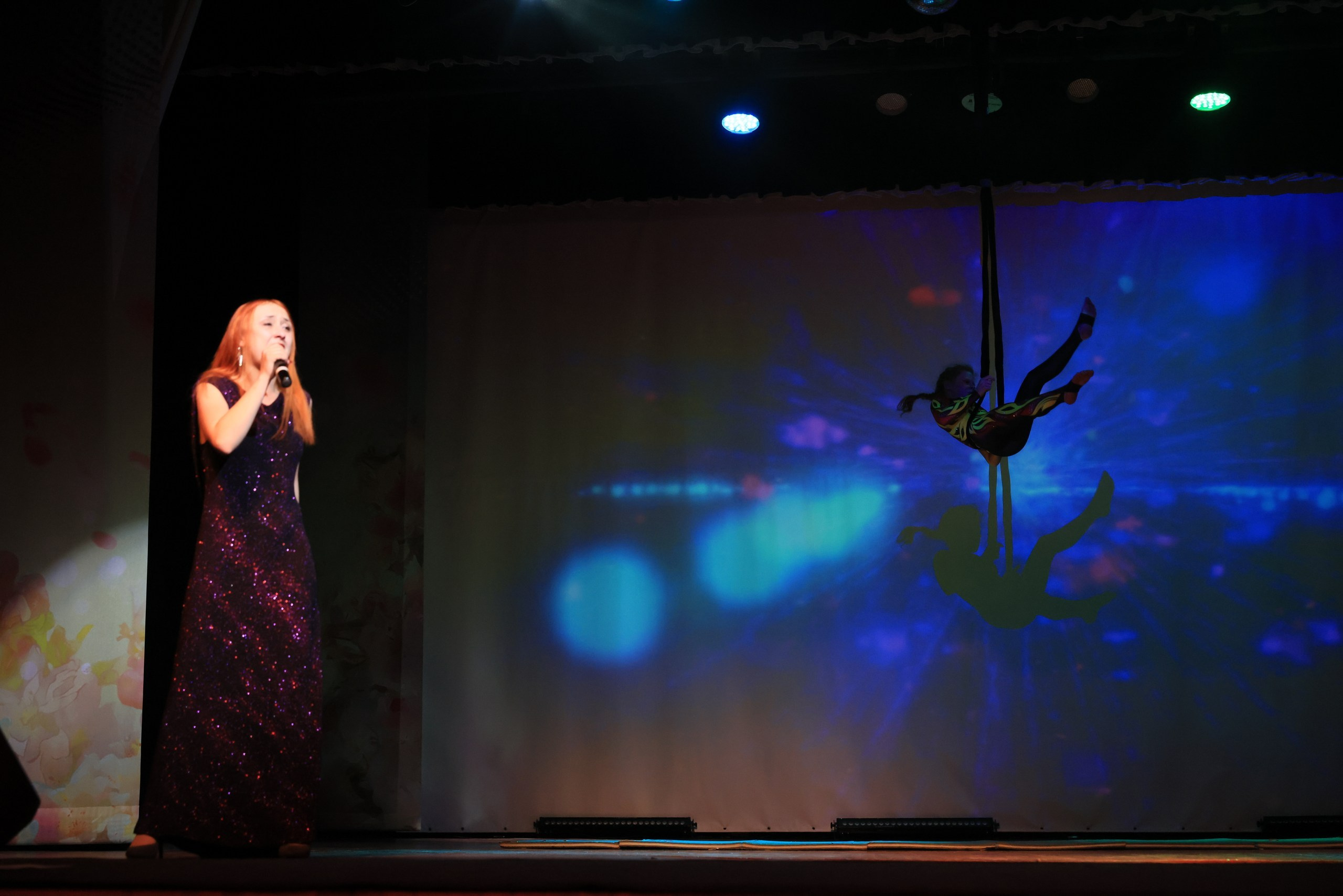 Концерт к 8 Марта в ДК «Металлург» г. Тула. Фотограф в Туле Крупский АнДРей. Фотостудия «КАДР71» в Туле