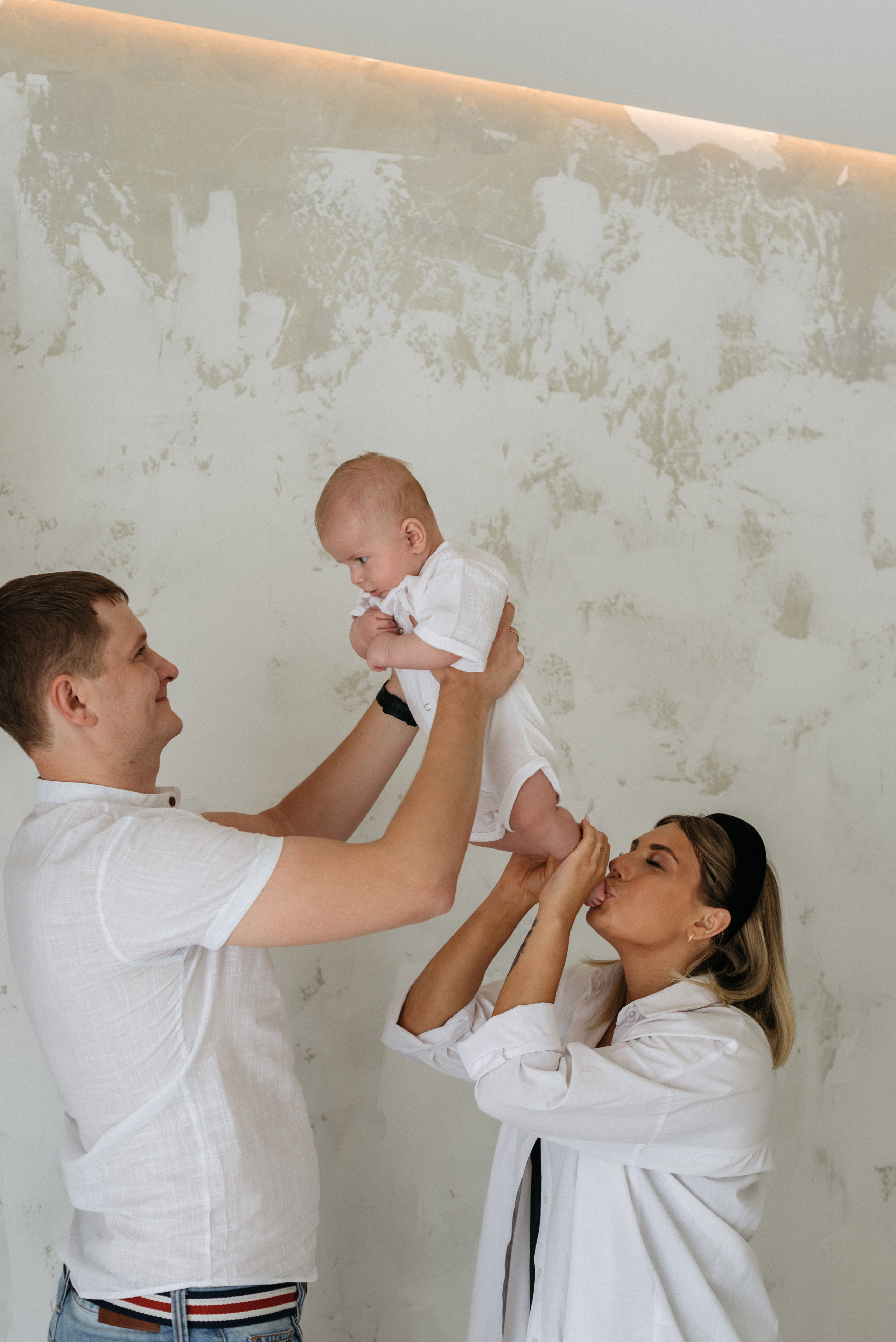 Семейная съёмка в студии. Фотограф в Абакане и Минусинске