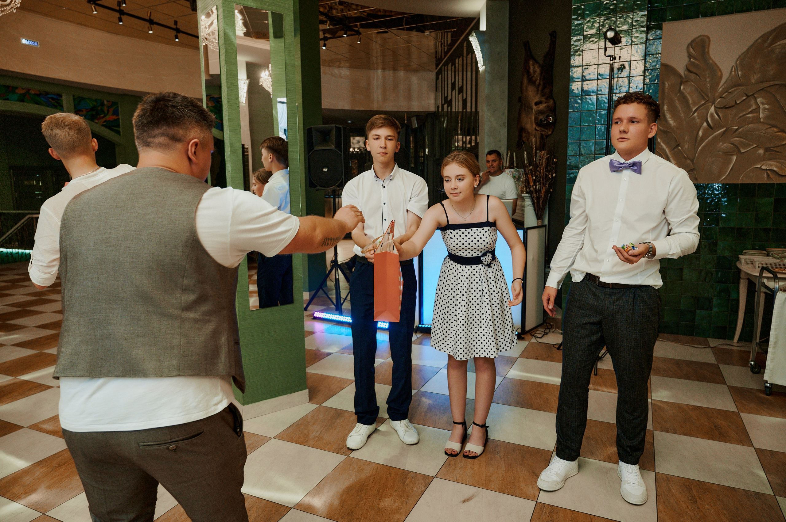 Олег и Лиза. Фото-видеосъемка свадеб Venson Films