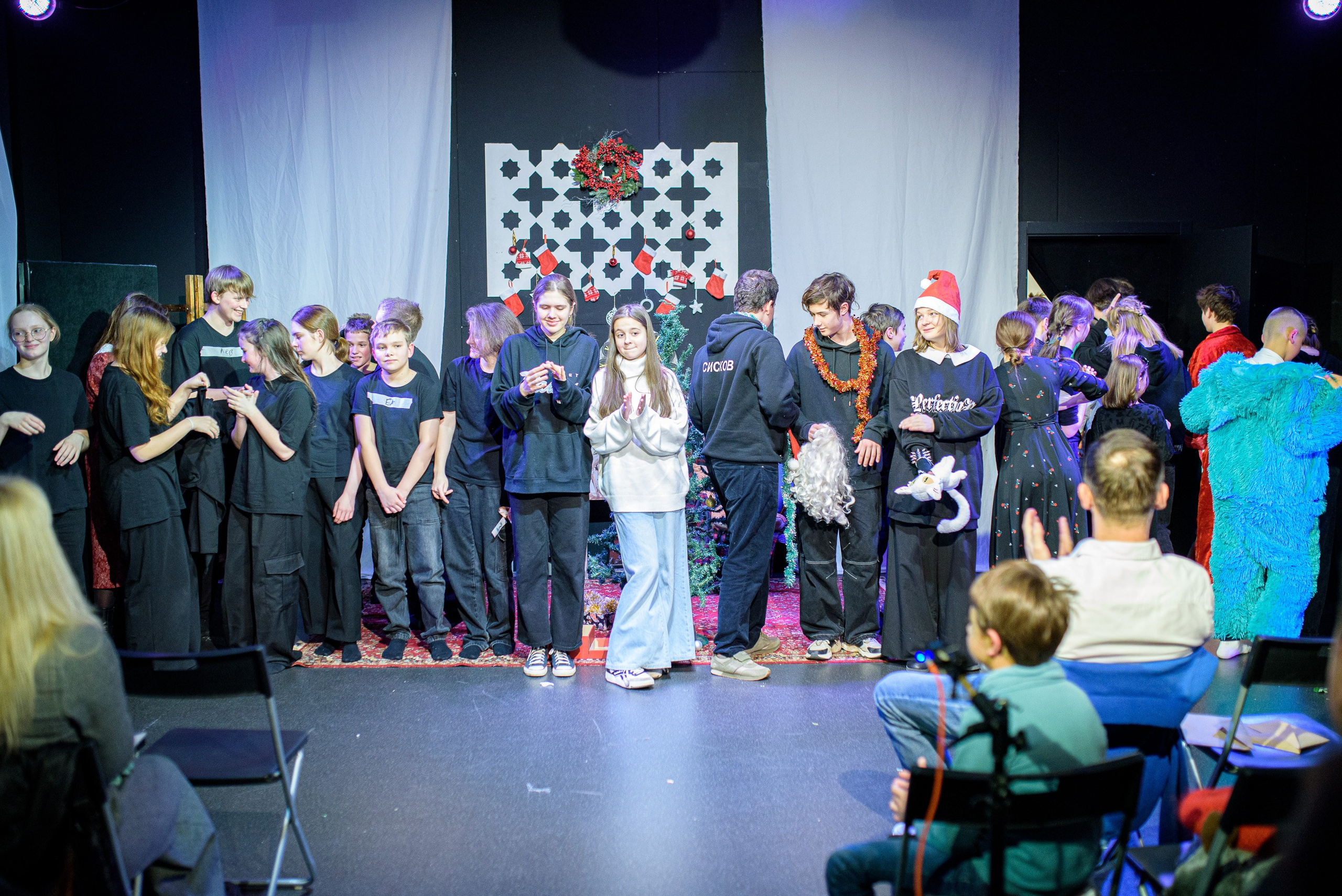 Театральный поезд Наталья Туровской. Репортажный фотограф Сергей Квартальнов