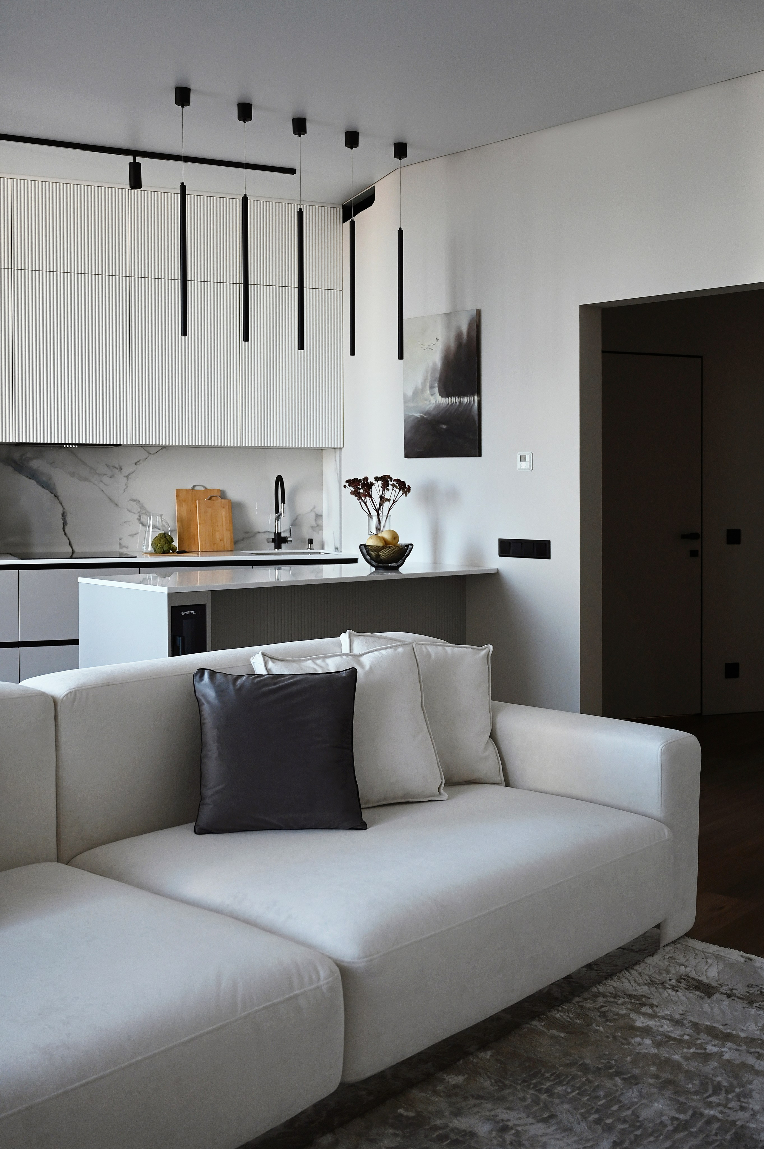 Башня Исеть дизайнер Вероника Миллер. Мебель на заказ