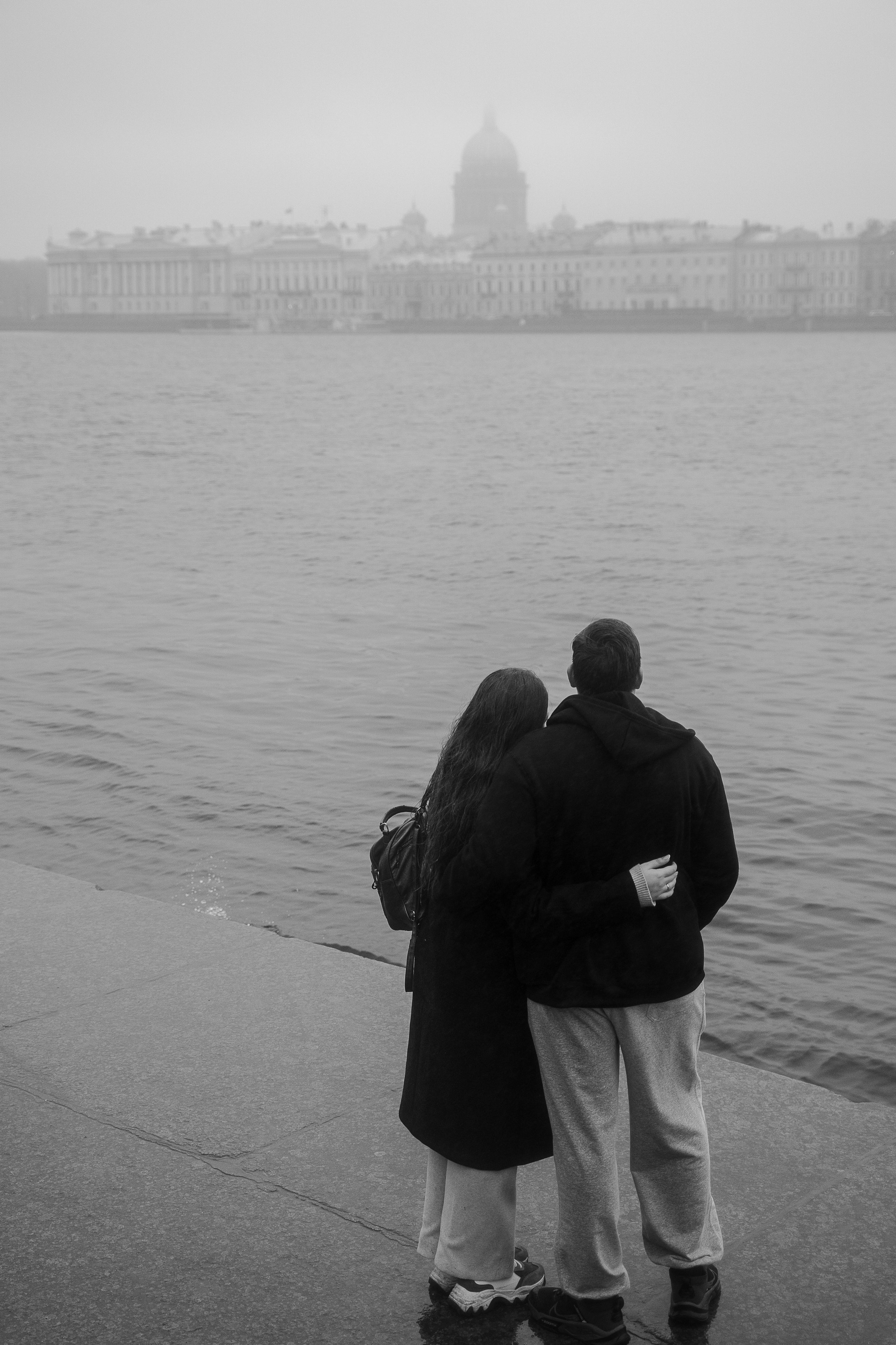 Дождь на набережной. Свадебный и семейный фотограф в Пушкине и Санкт-Петербурге Мария Филиппова