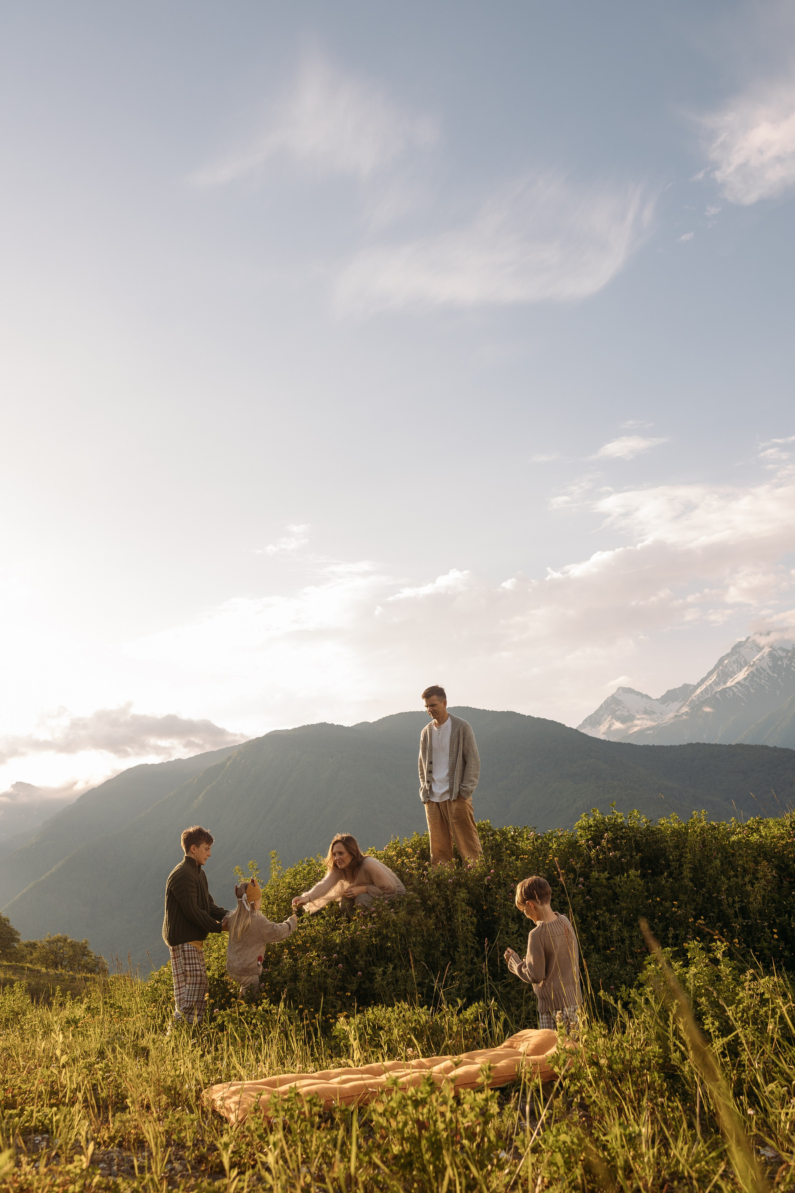 Юлия, Сергей, Остап, Степа и Ева. Семейный фотограф Александра Тарасова