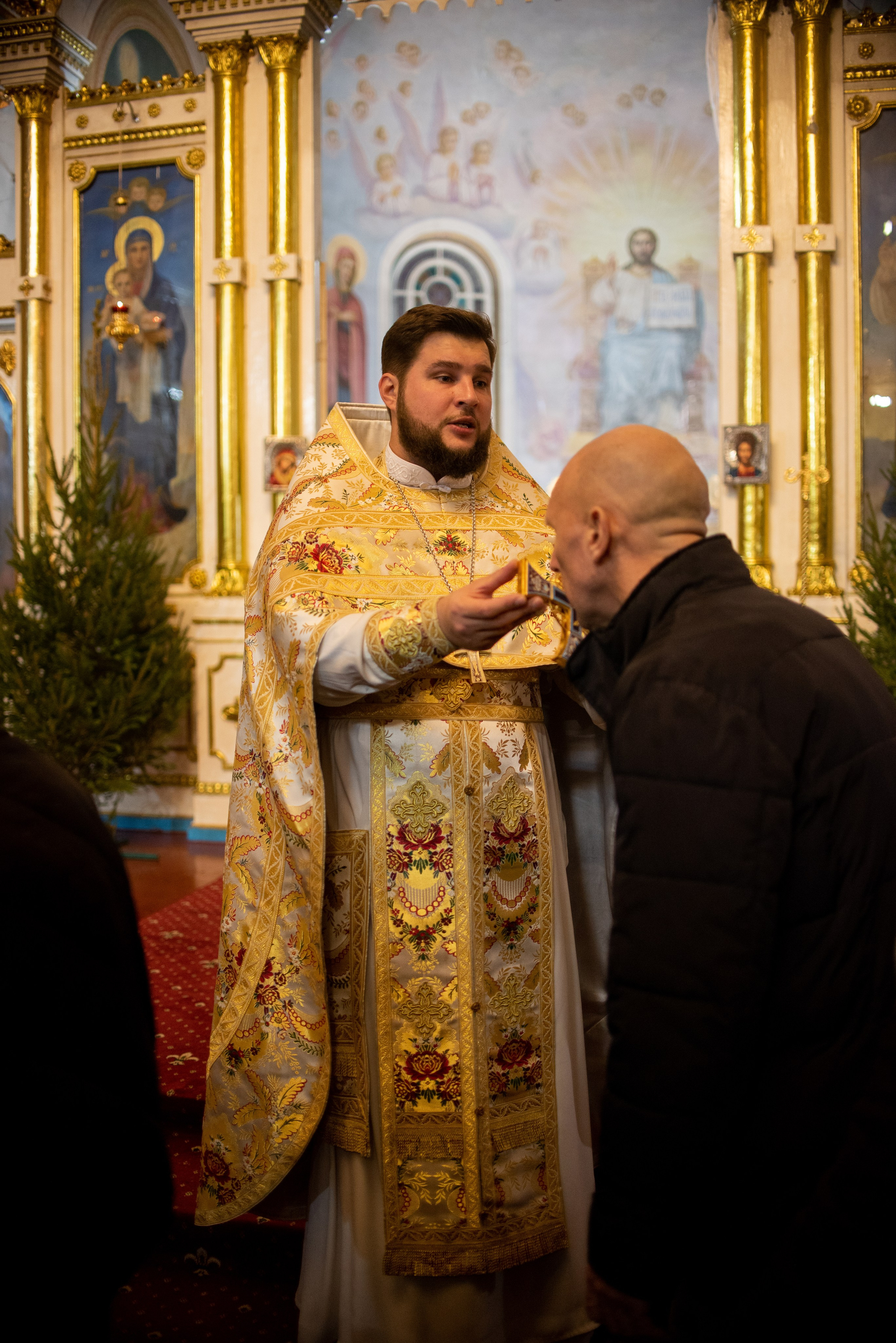 Литургия на Рождество 6.01.2023. Семейный и свадебный фотограф в Феодосии и Коктебеле