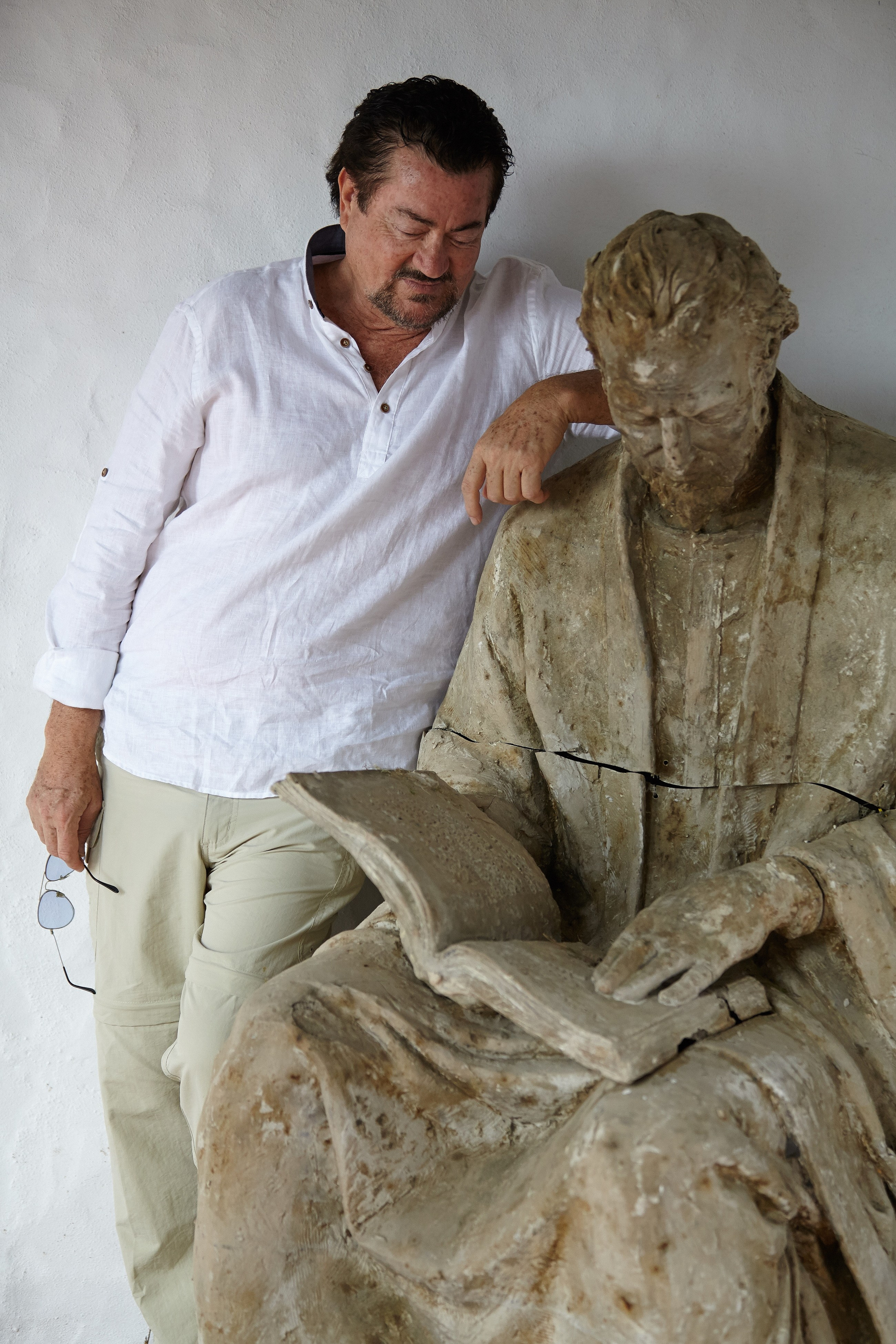 Ginnes Serran-Pagan. Художник. Скульптор. Поэт. Философ. Фотографирую масштабные события, людей и их истории по всему миру. Константин Трубников