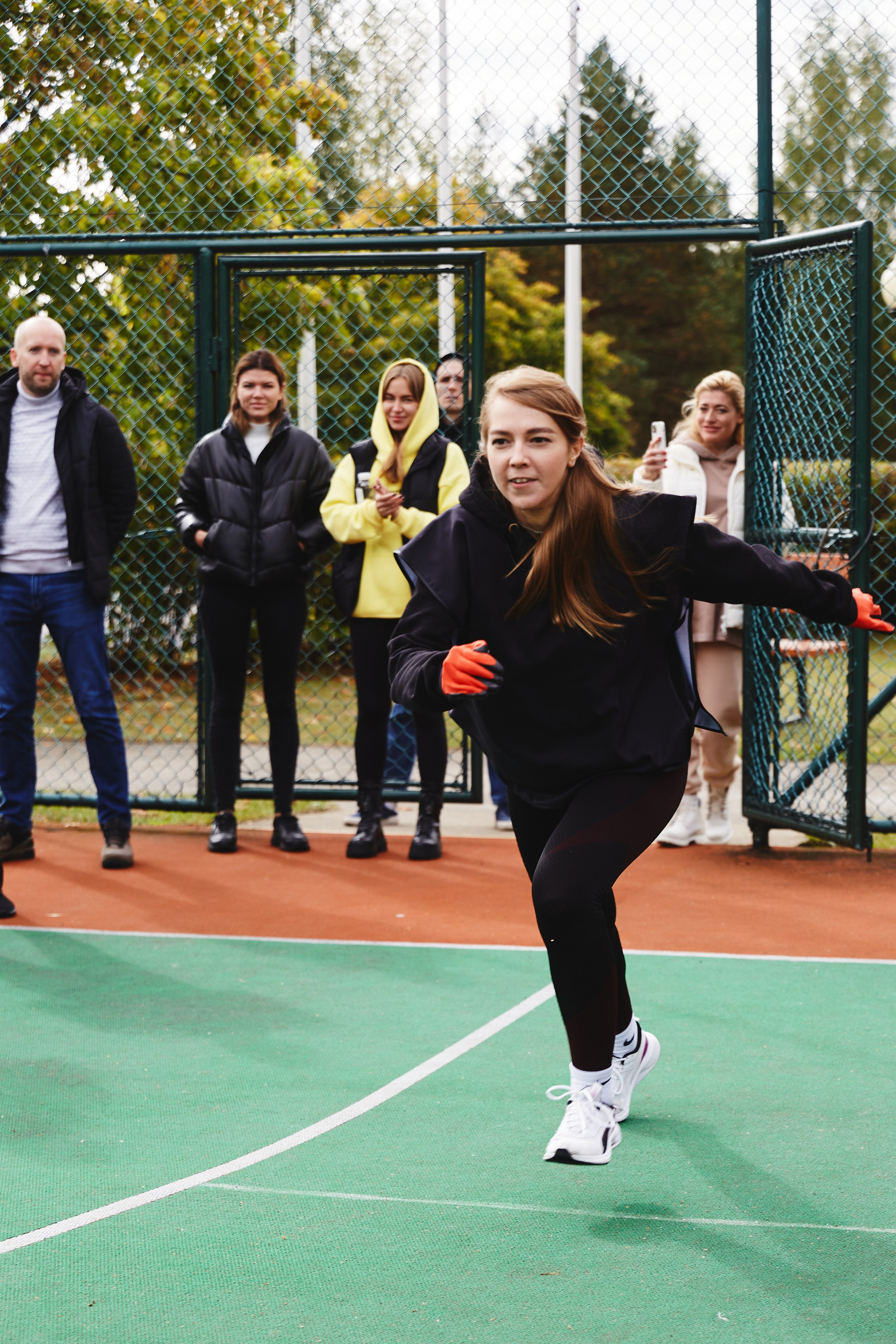 Фотограф на тимбилдинг: спортивное командообразование за городом. КонТайм: профессиональная съемка для организаций