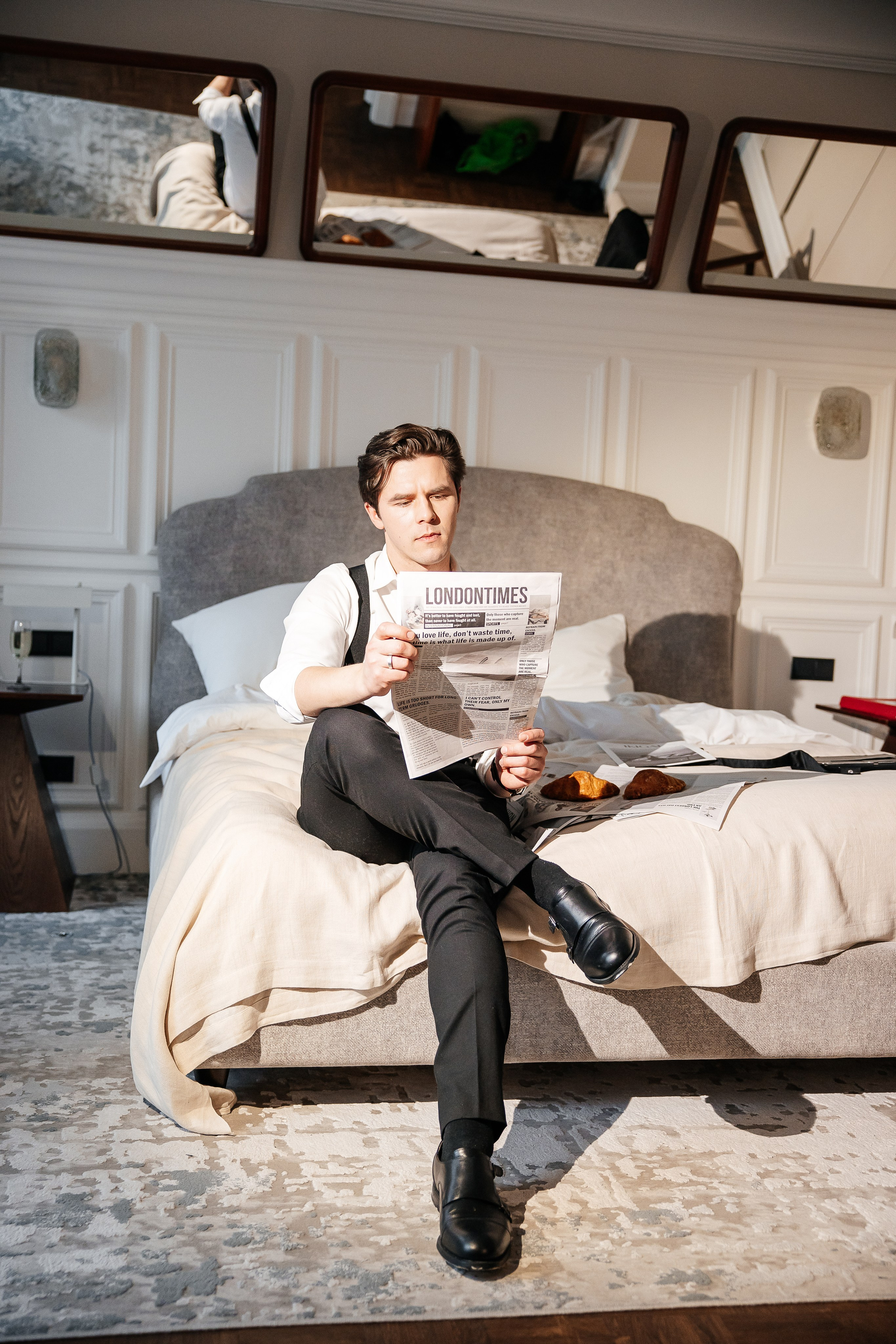 Утро жениха и невесты в отеле. Свадебный и семейный фотограф в Москве Красинская Мария