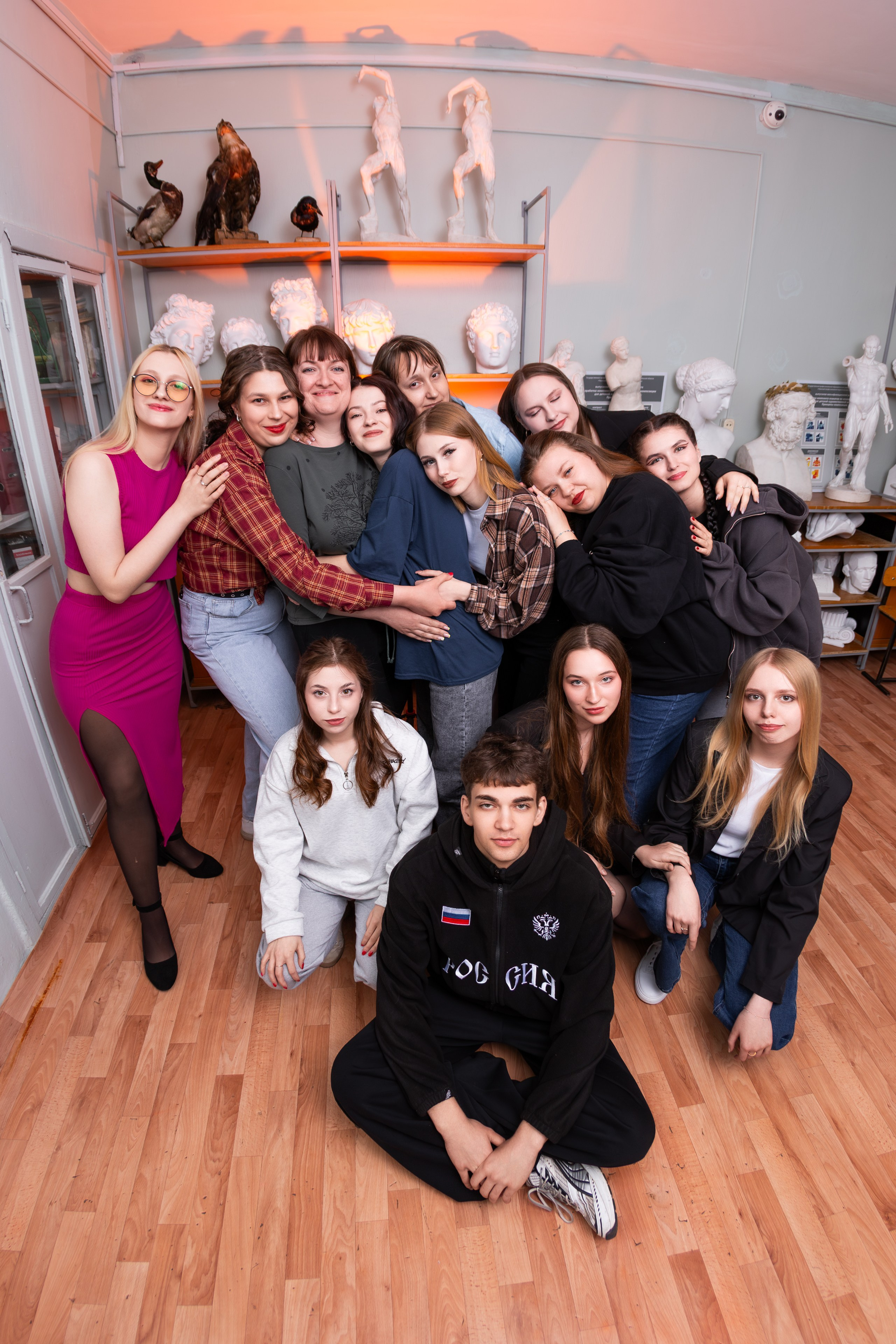 ФОТОСЕССИЯ В АУДИТОРИИ ДЛЯ БУДУЩИХ УЧИТЕЛЕЙ — выпускников Чернского профессионально-педагогического колледжа. ТВОЙ АЛЬБОМ / ТВОИ ПРАВИЛА