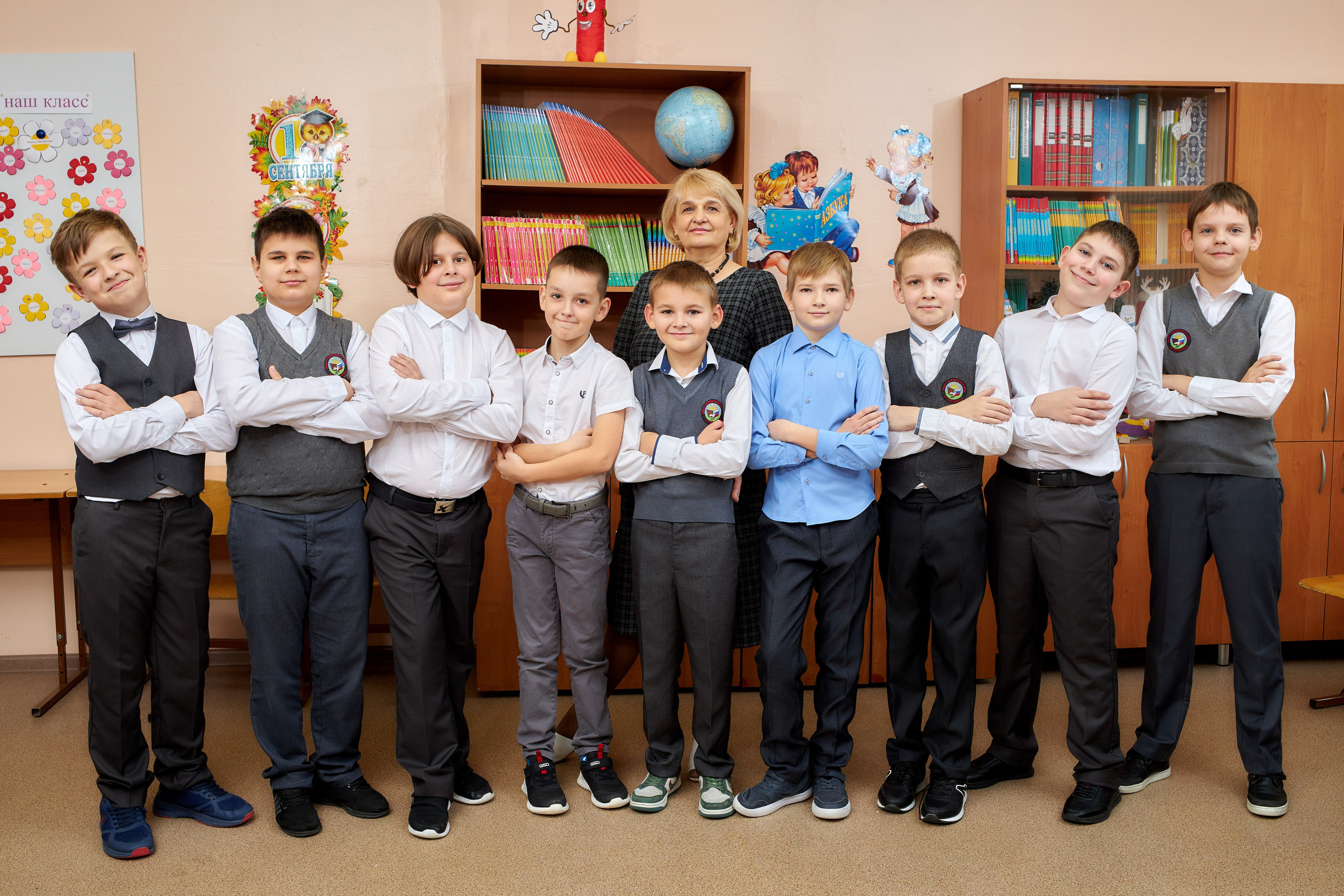 Для средней школы. Школьный фотограф Леонова Наталия