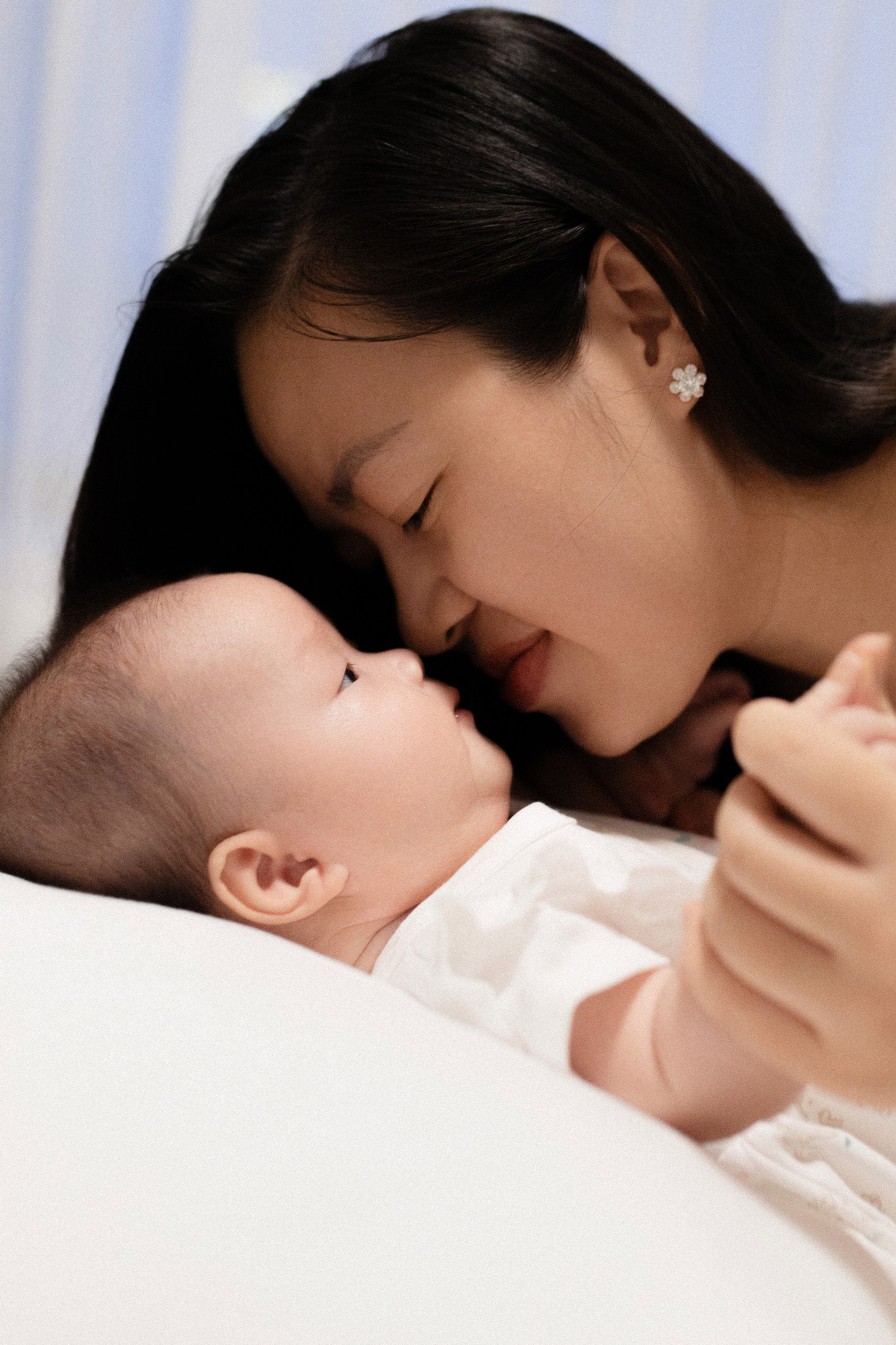 Лариса и Виктория. Главная