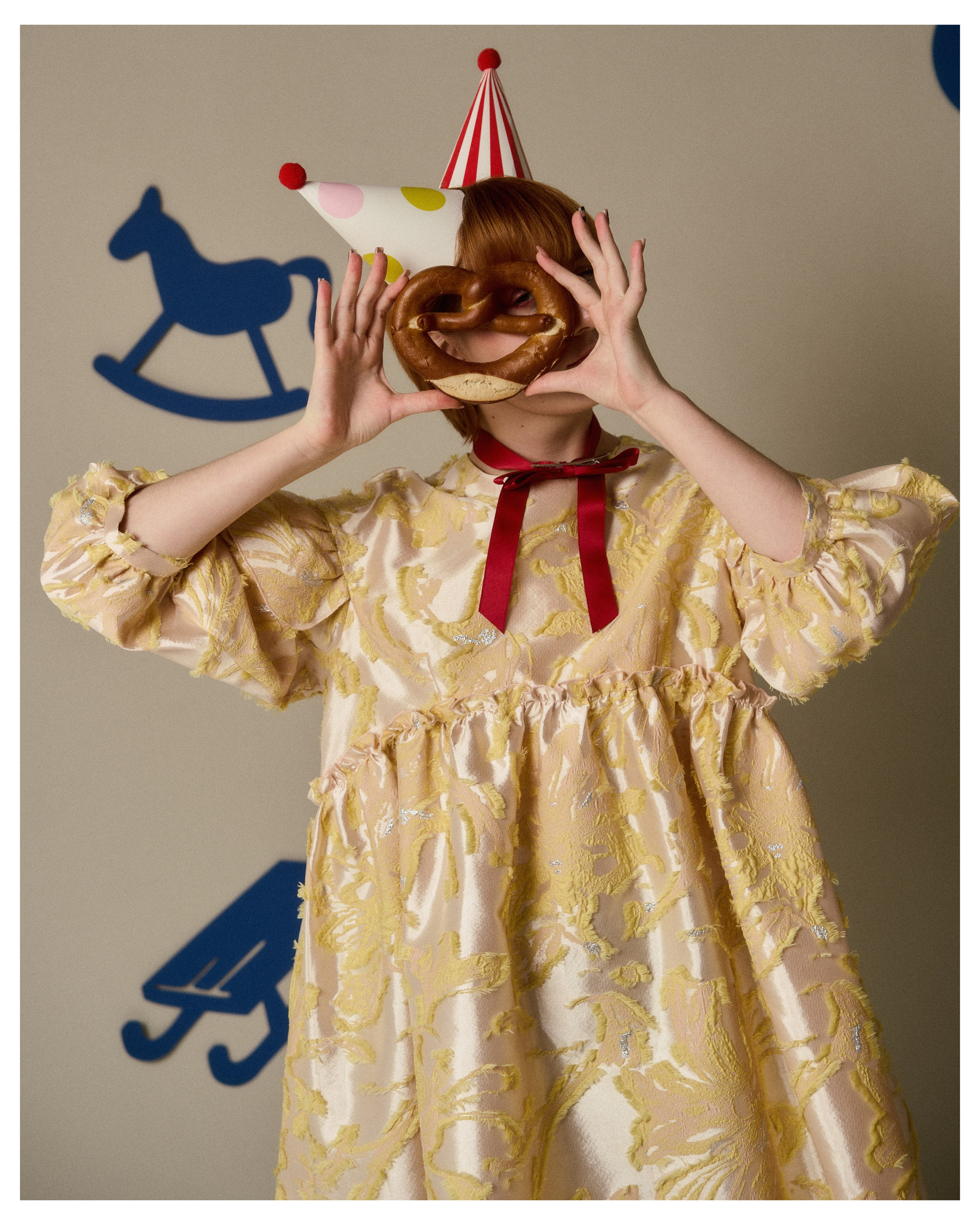 ELLIPSE. ANNA — PHOTOGRAPHER