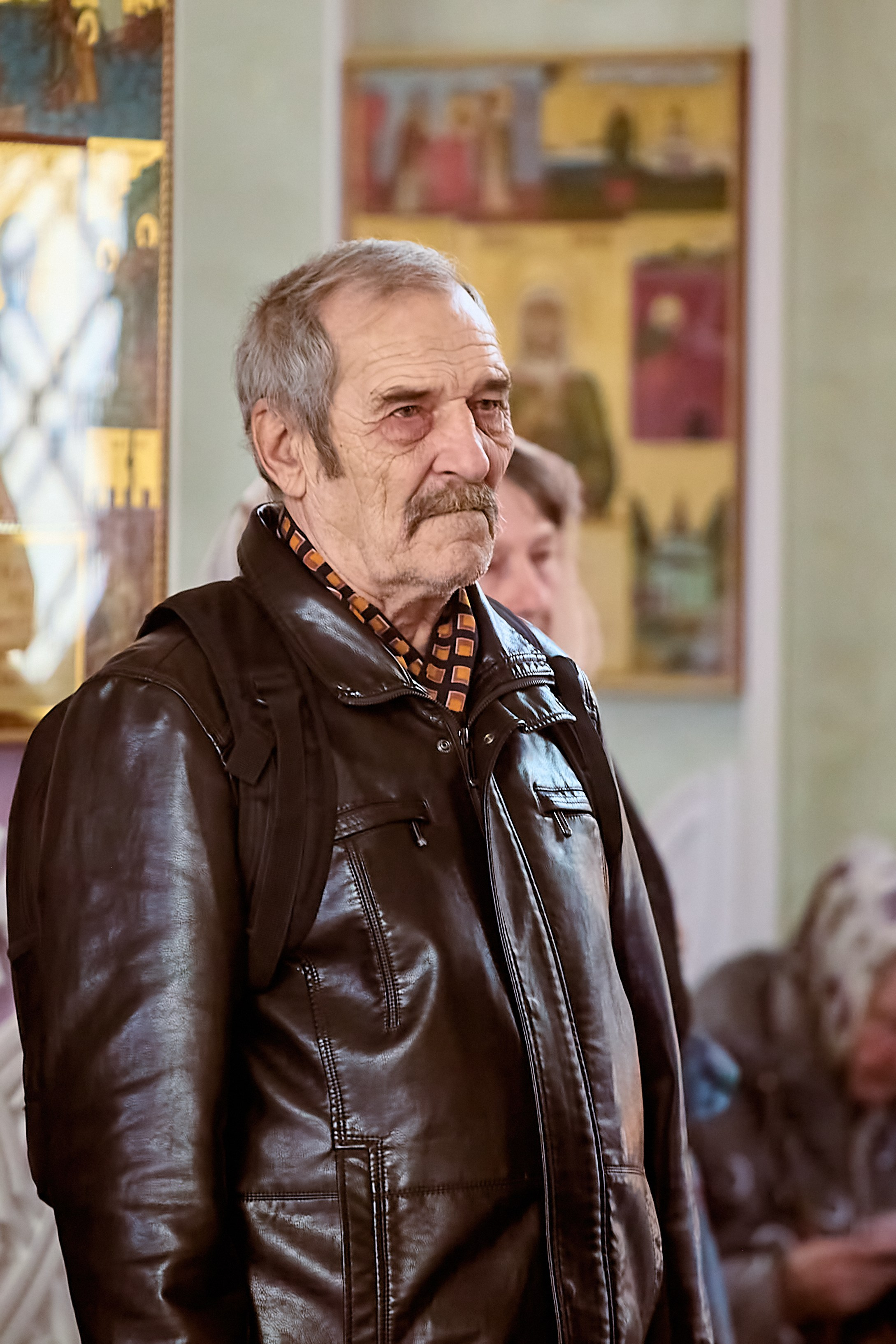 Фотографии Божественной Литургии в Неделю Крестопоклонную