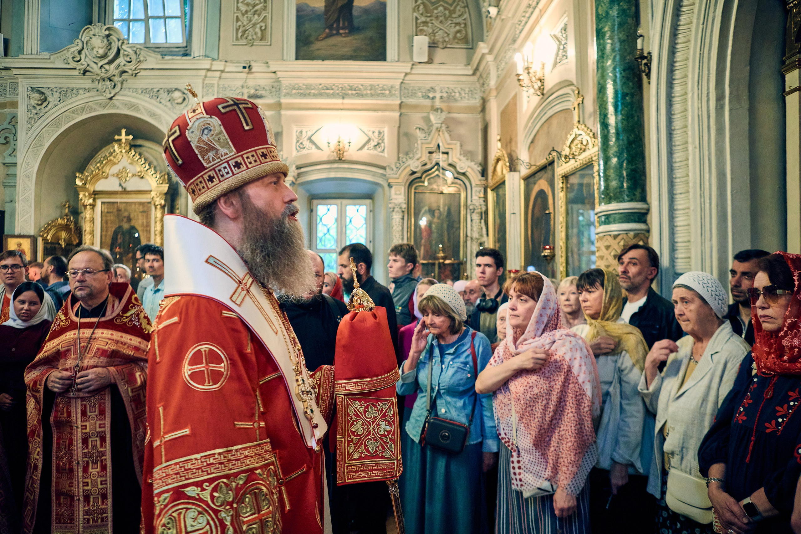 Всенощное бдение в канун престольного праздника храма Иоанна Воина. DMITRY MOISEENKO — фотограф, художник, топ-стилист