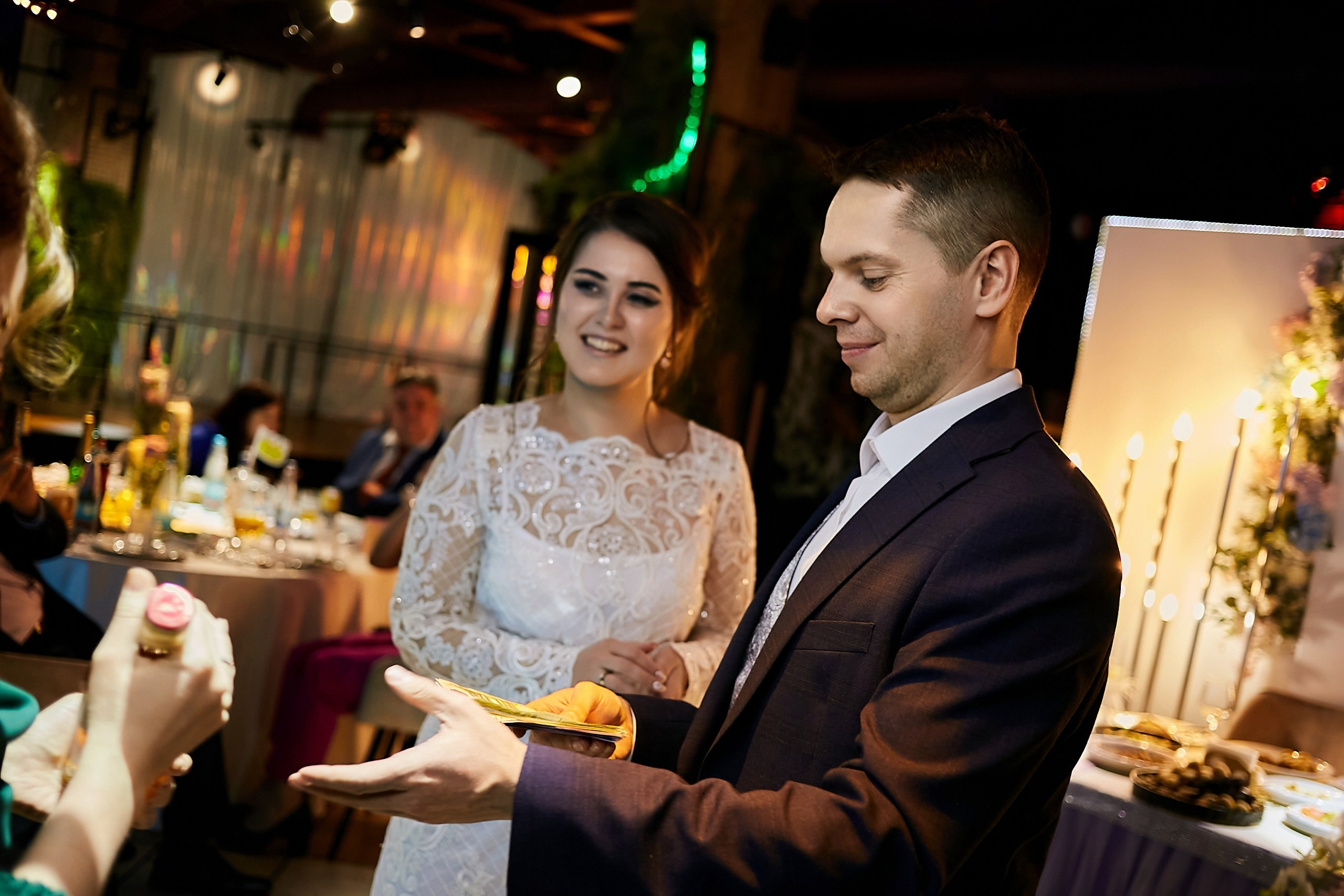 Антон & Гульназ. Фотограф и Видеограф в Москве. Олег Корушев