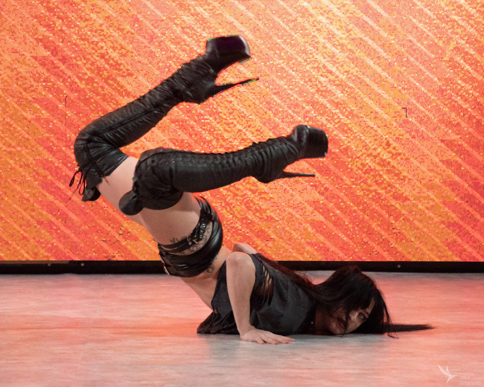 Чемпионат Pole dance «Live in dance 2025». Репортажный фотограф в Казани Павел Серпокрылов