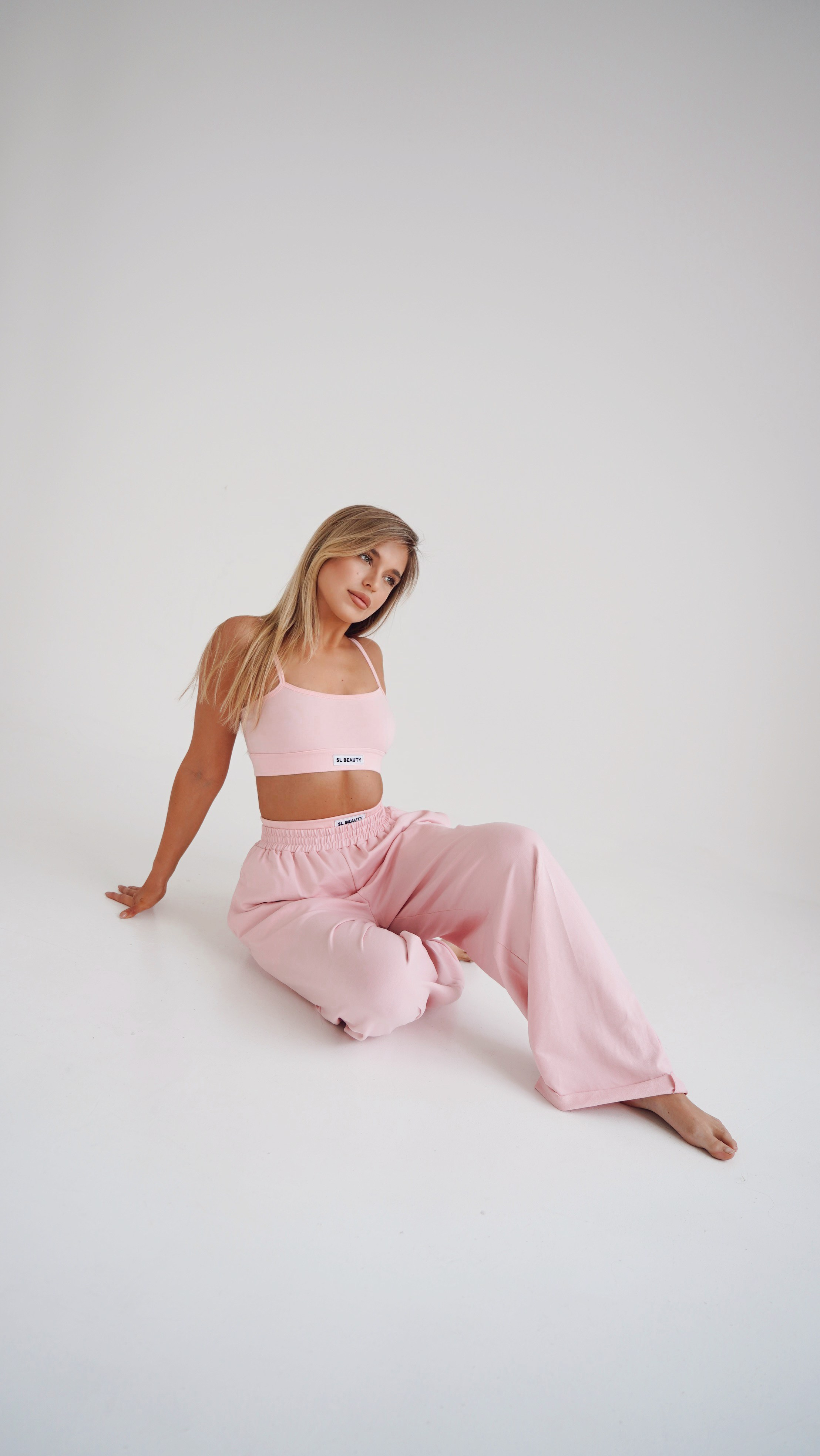 Студийная. Главная