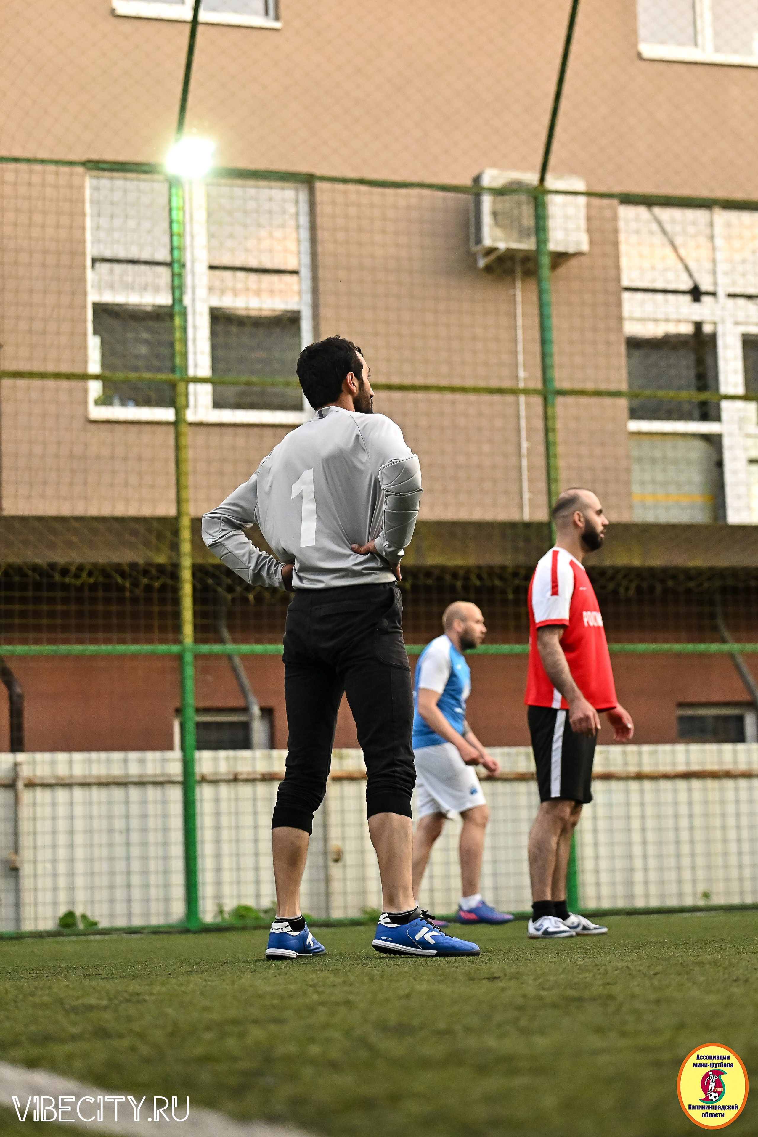 ИГРЫ МИНИ-ФУТБОЛЬНОЙ И КОРПОРАТИВНОЙ ЛИГИ. VIBECITY.RU Вайб Сити Ру Фоторепортажи Фотоотчеты Калининград