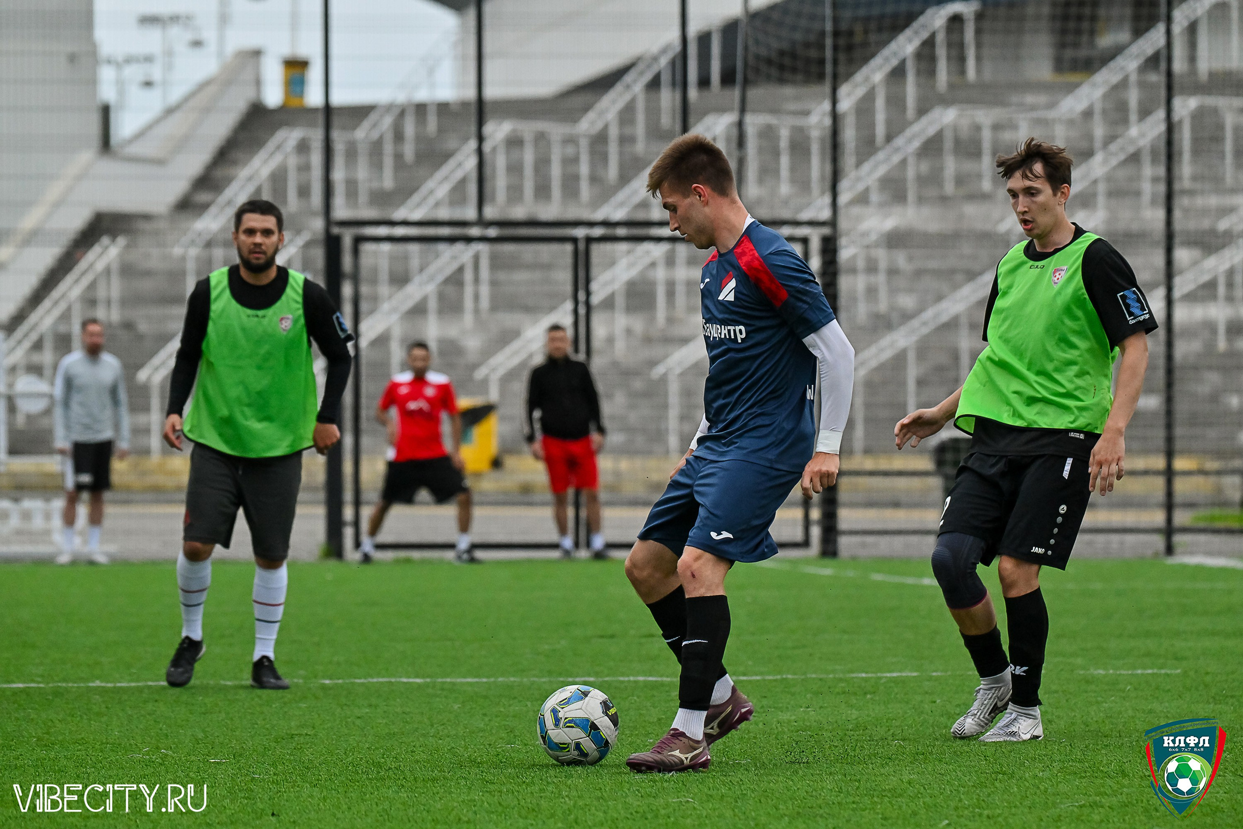 ФИНАЛЬНЫЕ МАТЧИ ПЛЕЙ-ОФФ XXl ЛЕТНЕГО КУБКА КАЛИНИНГРАДСКОЙ ЛФЛ. VIBECITY.RU Вайб Сити Ру Фоторепортажи Фотоотчеты Калининград