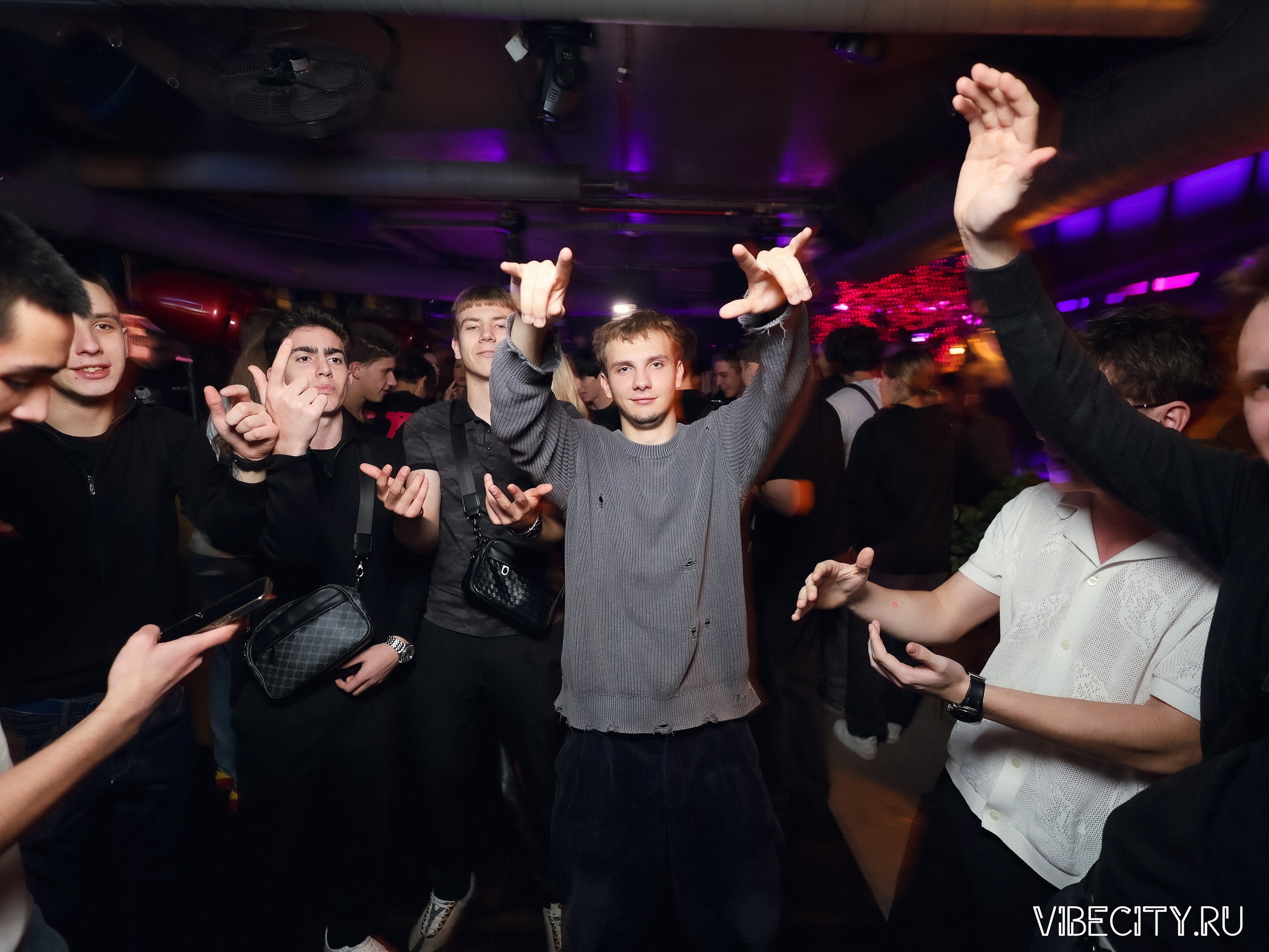 DOUBLE U. VIBECITY.RU Вайб Сити Ру Фоторепортажи Фотоотчеты Калининград