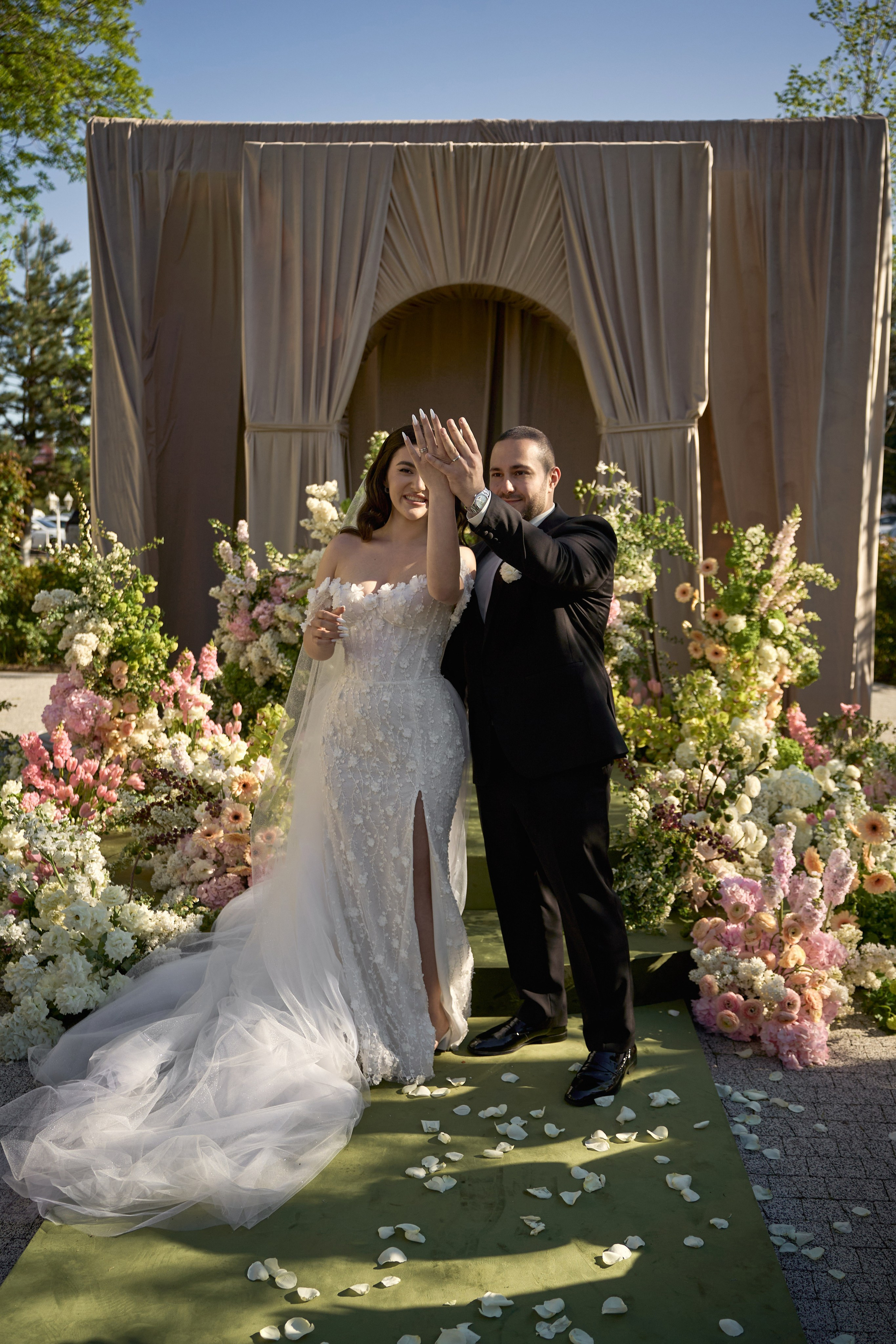 Лучшие свадебные фотографы Краснодара ТВИНС СТУДИО в Zagarro на Армянской свадьбе!. ТВИНС СТУДИО — лучшие свадебные фотографы и видеографы в Краснодаре