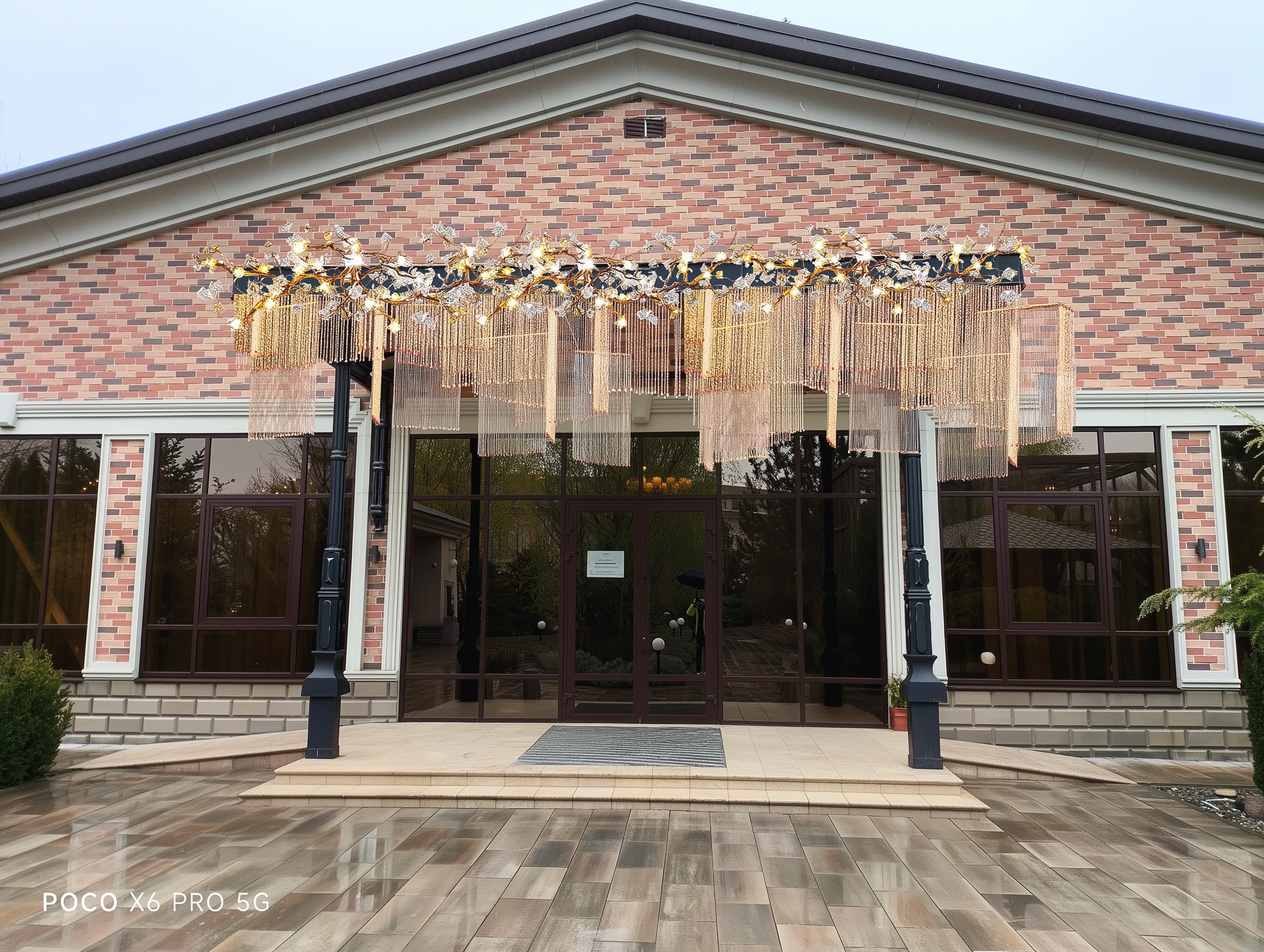 Разработка оформления Графского парка для LAZAR DECOR. Главная