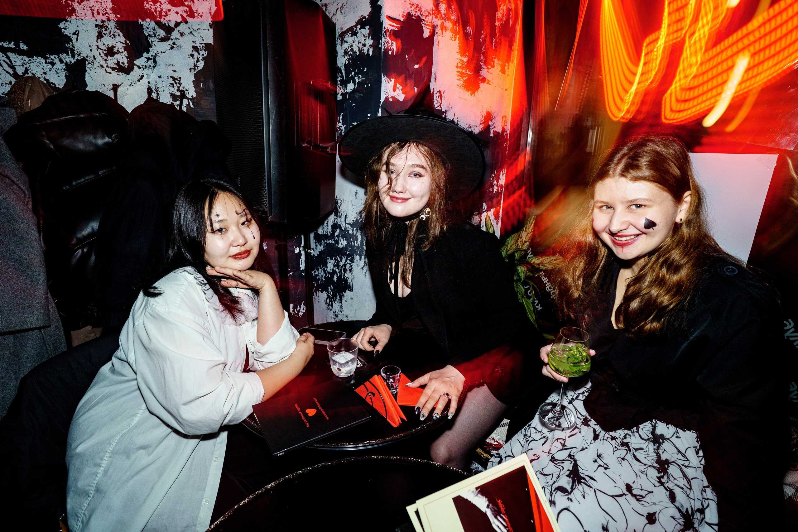 Halloween party. Бар разбитых сердец. Концертный и репортажный фотограф в Санкт-Петербурге Слава Пахомов