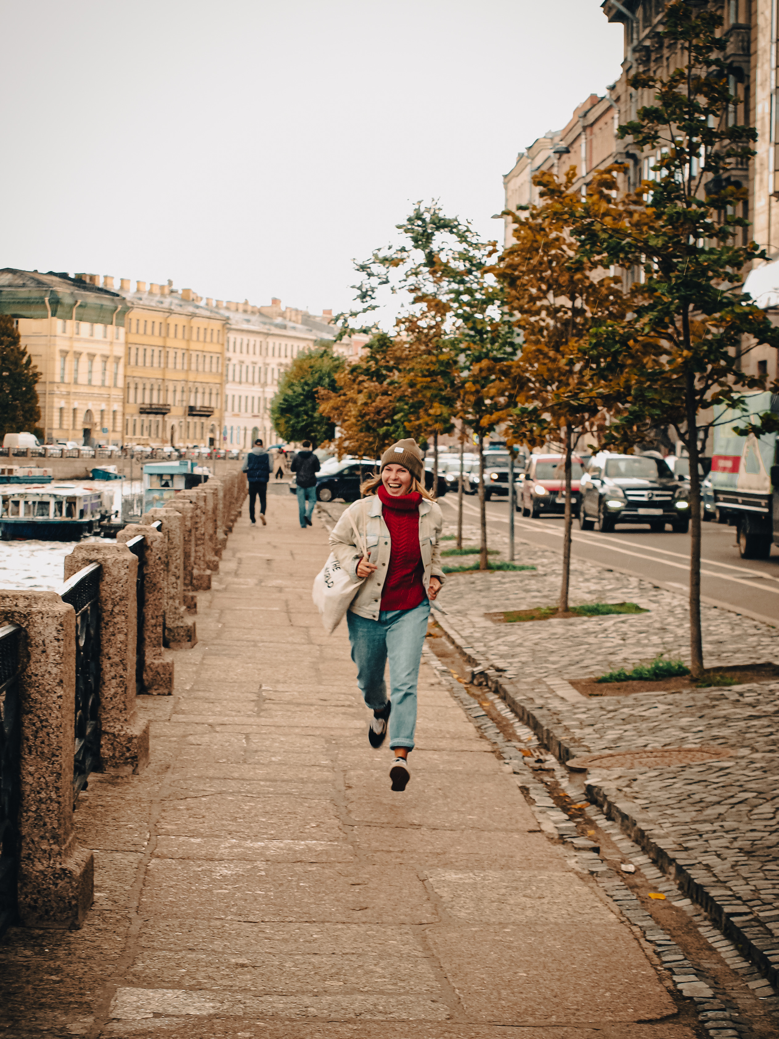 Лена Сахарова. Прогулка по Петербургу. Женя Красовская | Портретный Фотограф | Визуал для брендов