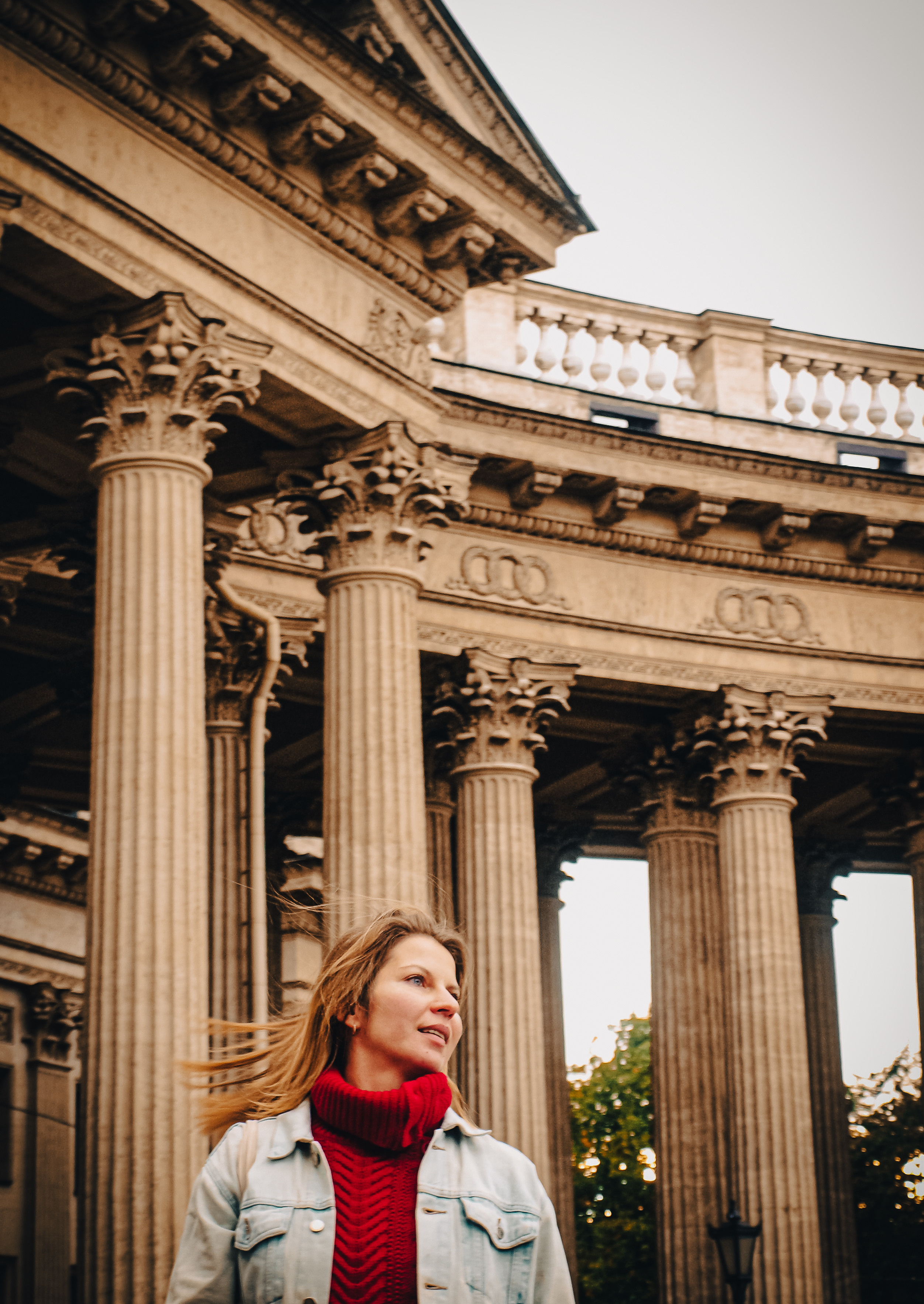 Лена Сахарова. Прогулка по Петербургу. Женя Красовская | Портретный Фотограф | Визуал для брендов