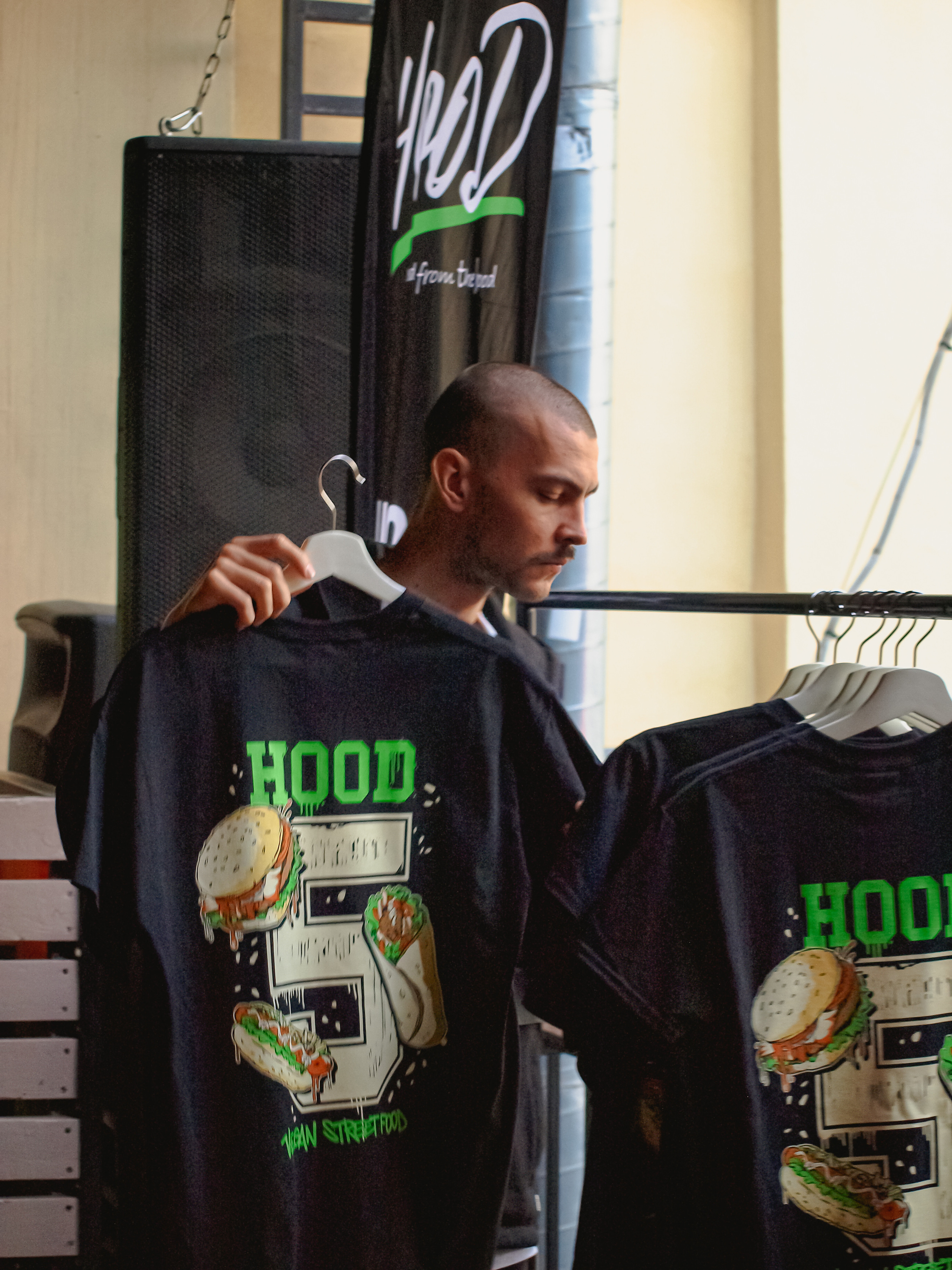 День рождения сети бургерных Hood Street Food. Репортаж. Женя Красовская | Портретный Фотограф | Визуал для брендов