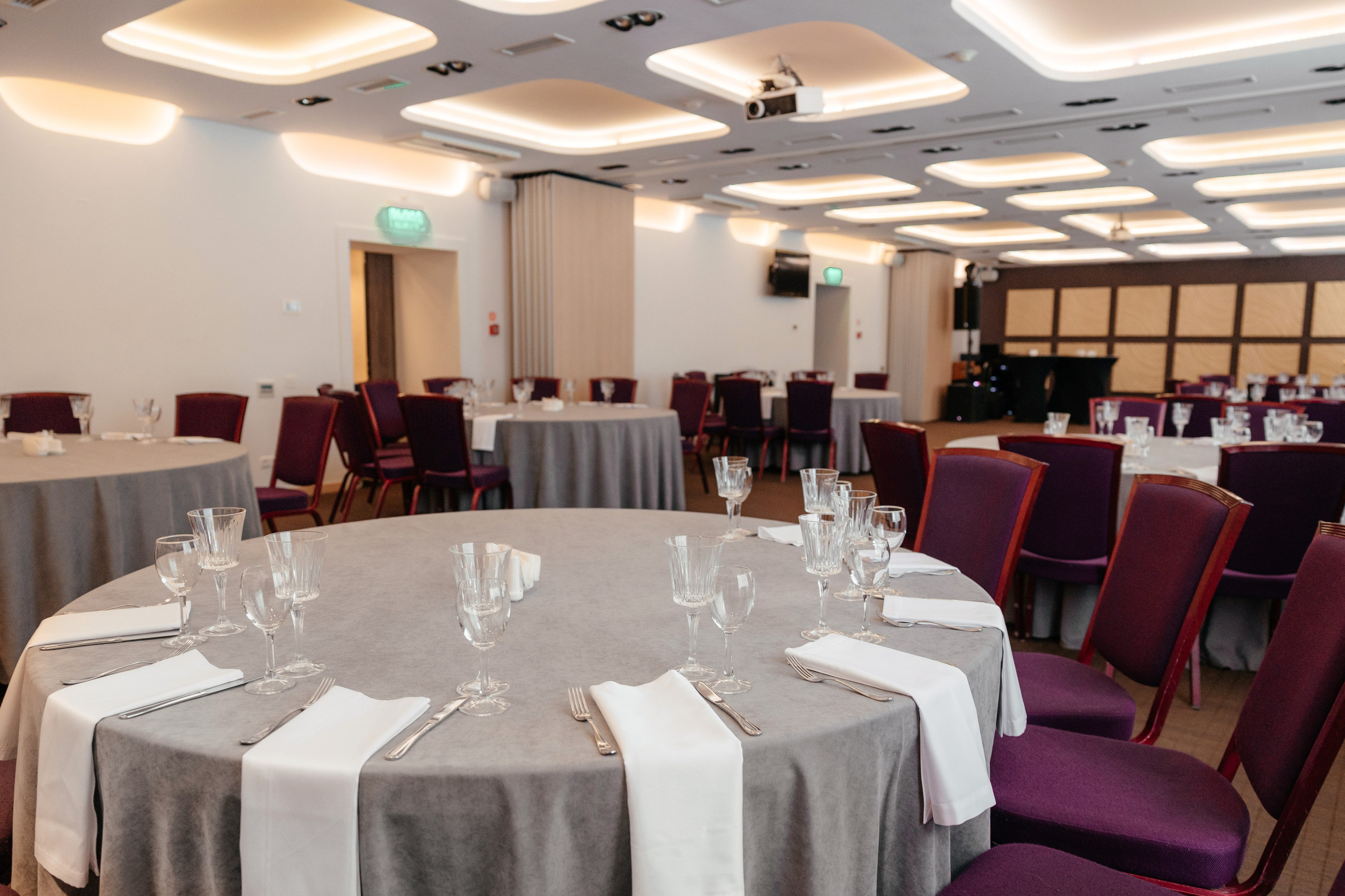 Отель Московская горка, банкетные залы. Фотограф для бизнеса Константин Брусницын в Екатеринбурге