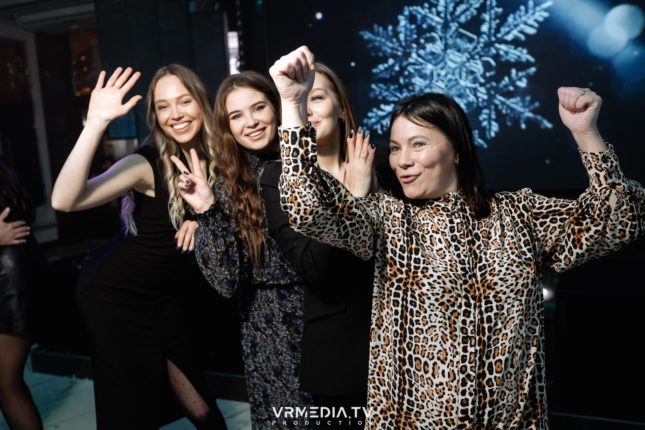 Новогодний вечер в ресторане «Лазурный Берег»