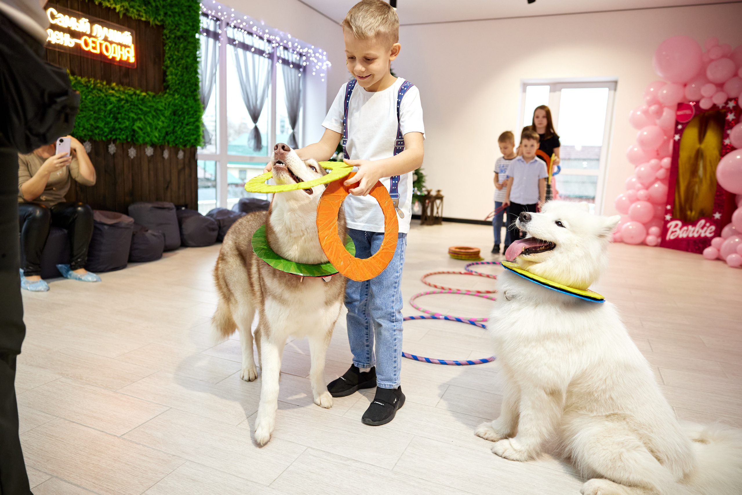 Студия праздников. Разножанровый Фотограф в Омске Артём Руднев