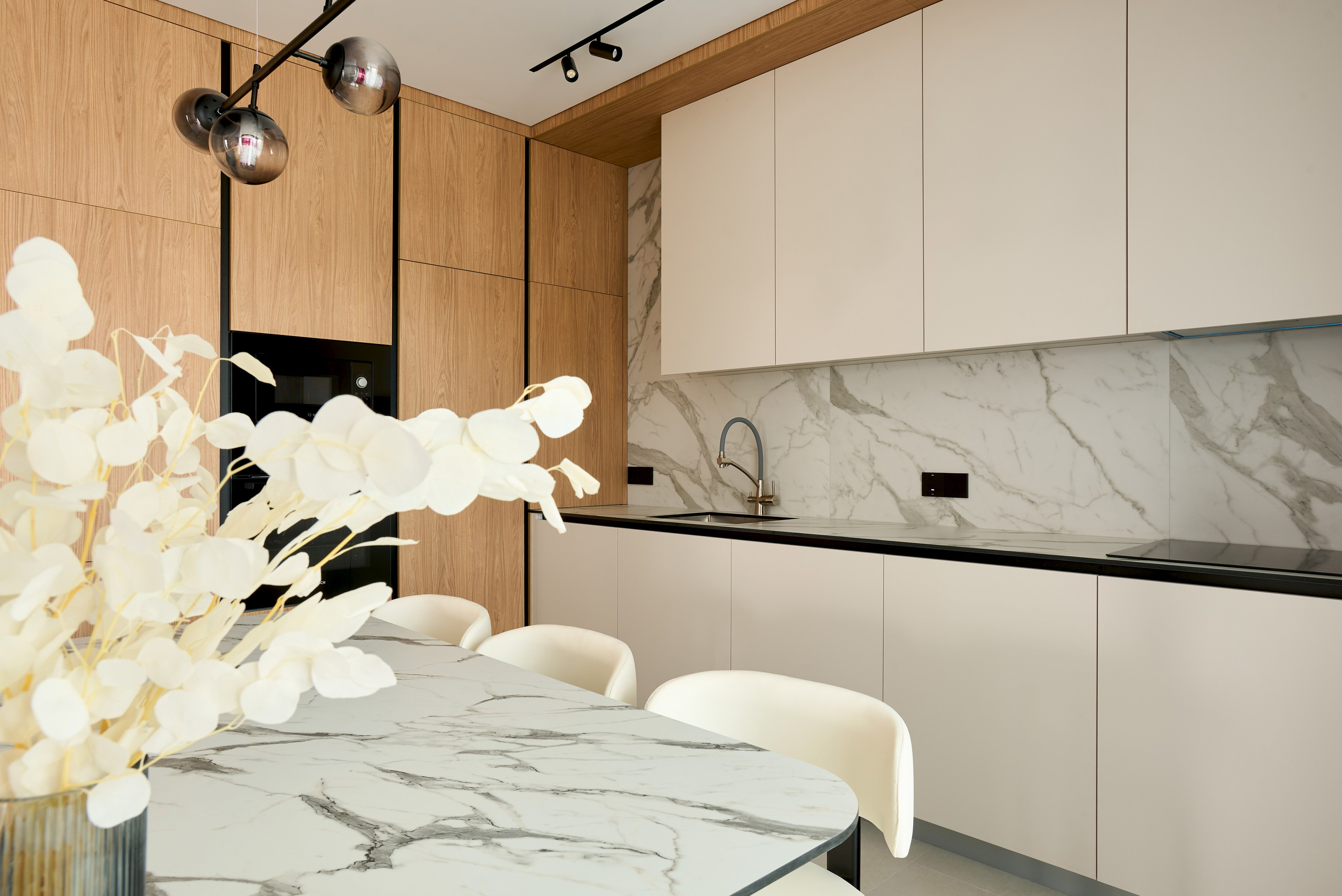 ЖК Парк Челюскинцев. Автомобильный и интерьерный фотограф в Минске Александр Тагаев