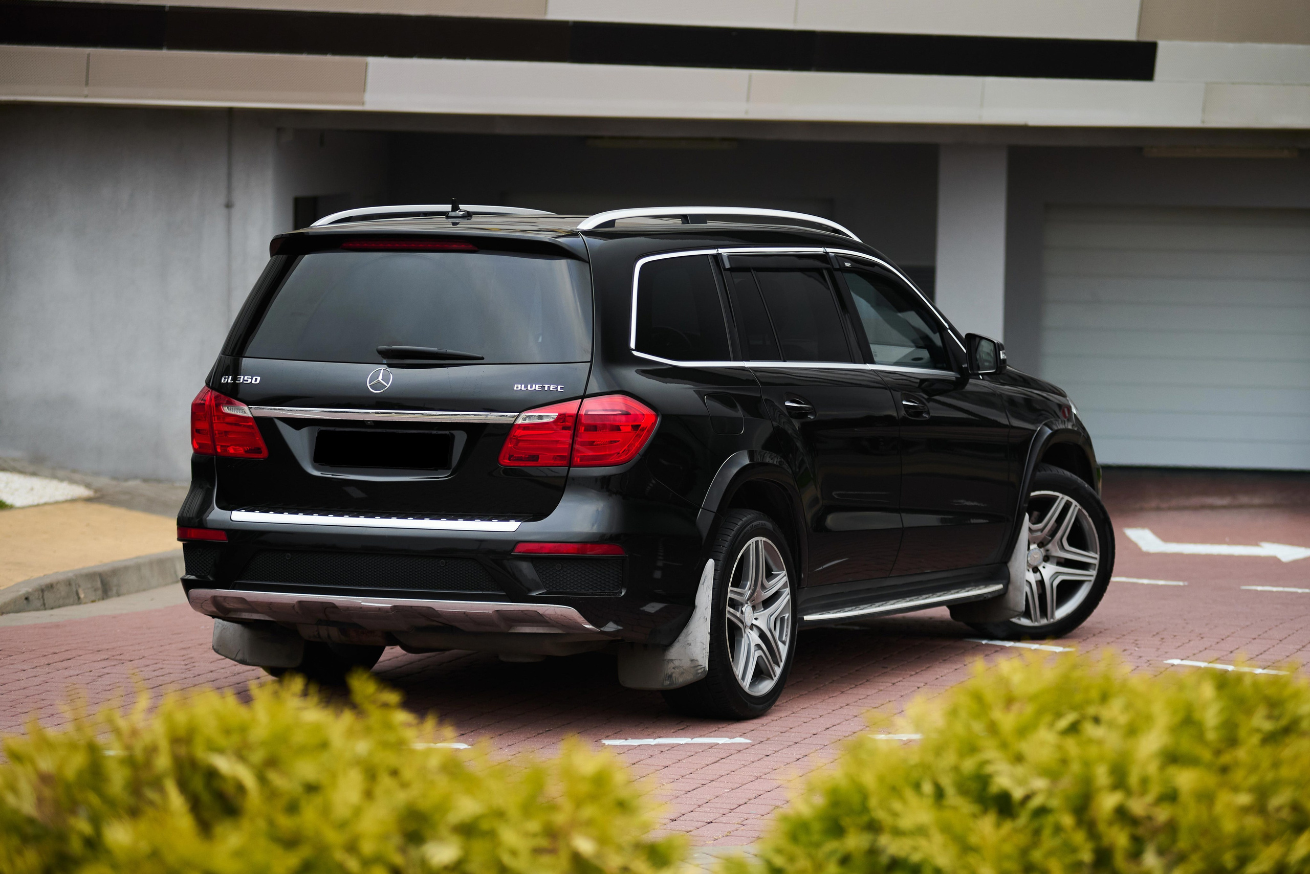 Mercedes GL350. Автомобильный и интерьерный фотограф в Минске Александр Тагаев