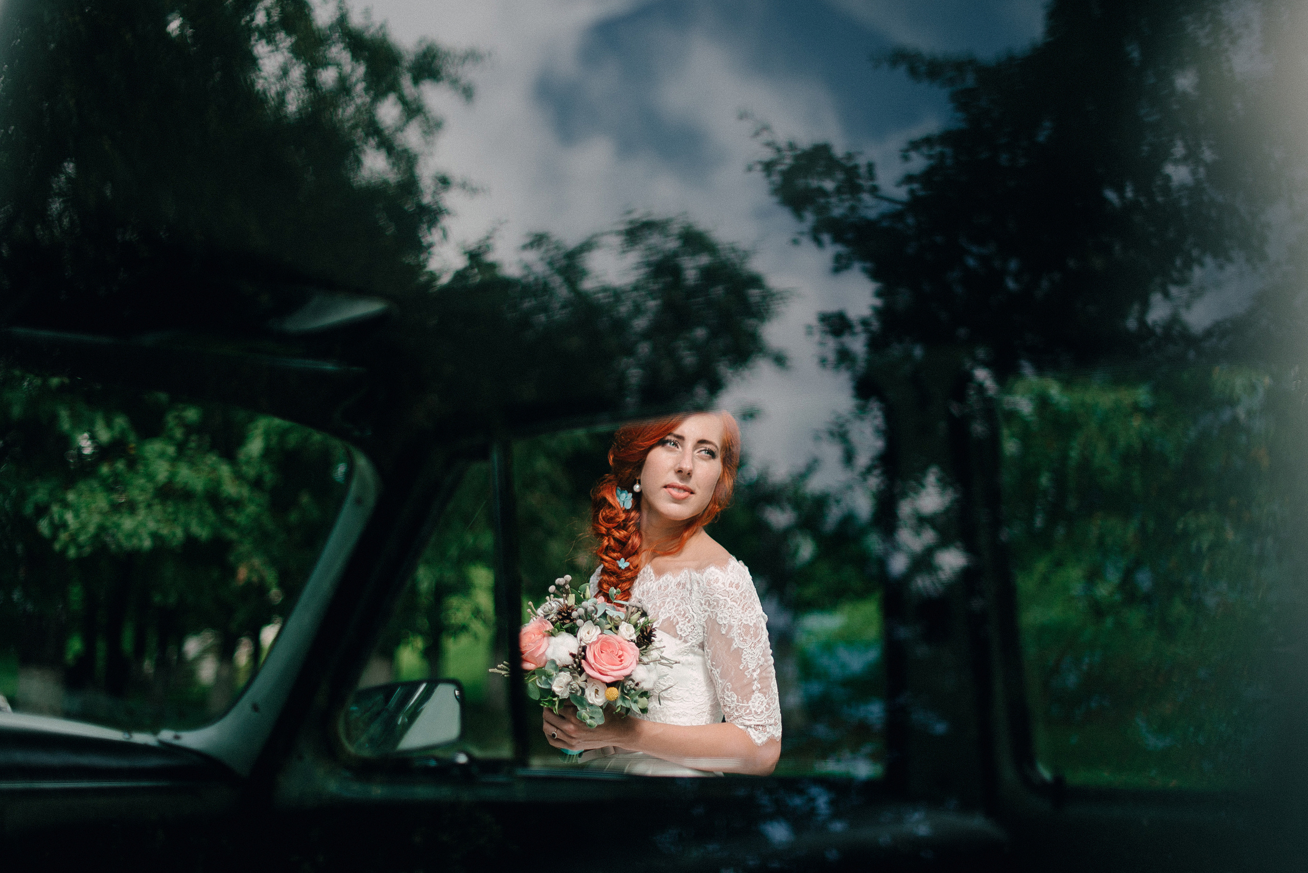 Саша и Катя. Прокат Аренда ретро автомобилей Волга ГАЗ 21  Кострома