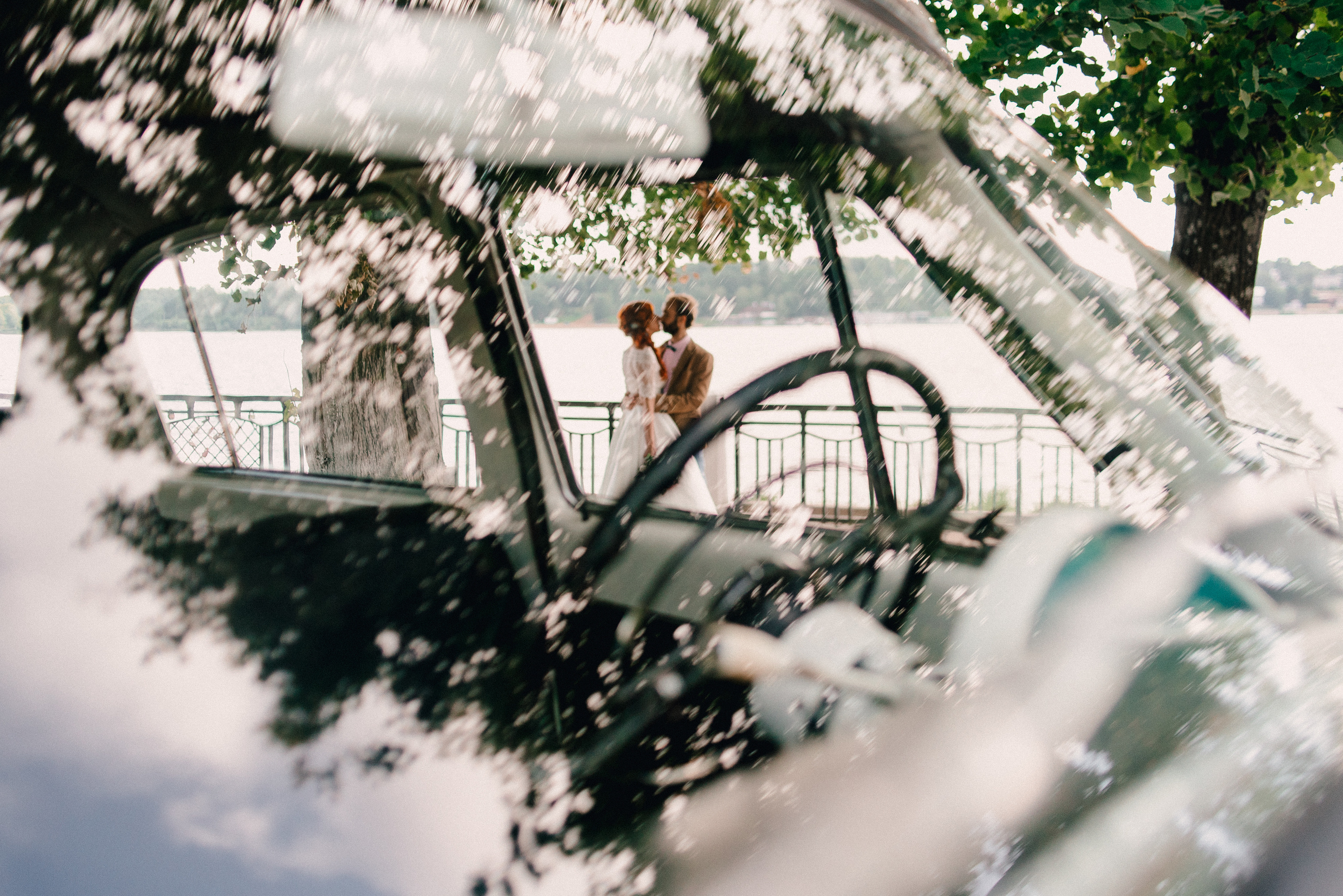 Саша и Катя. Прокат Аренда ретро автомобилей Волга ГАЗ 21  Кострома