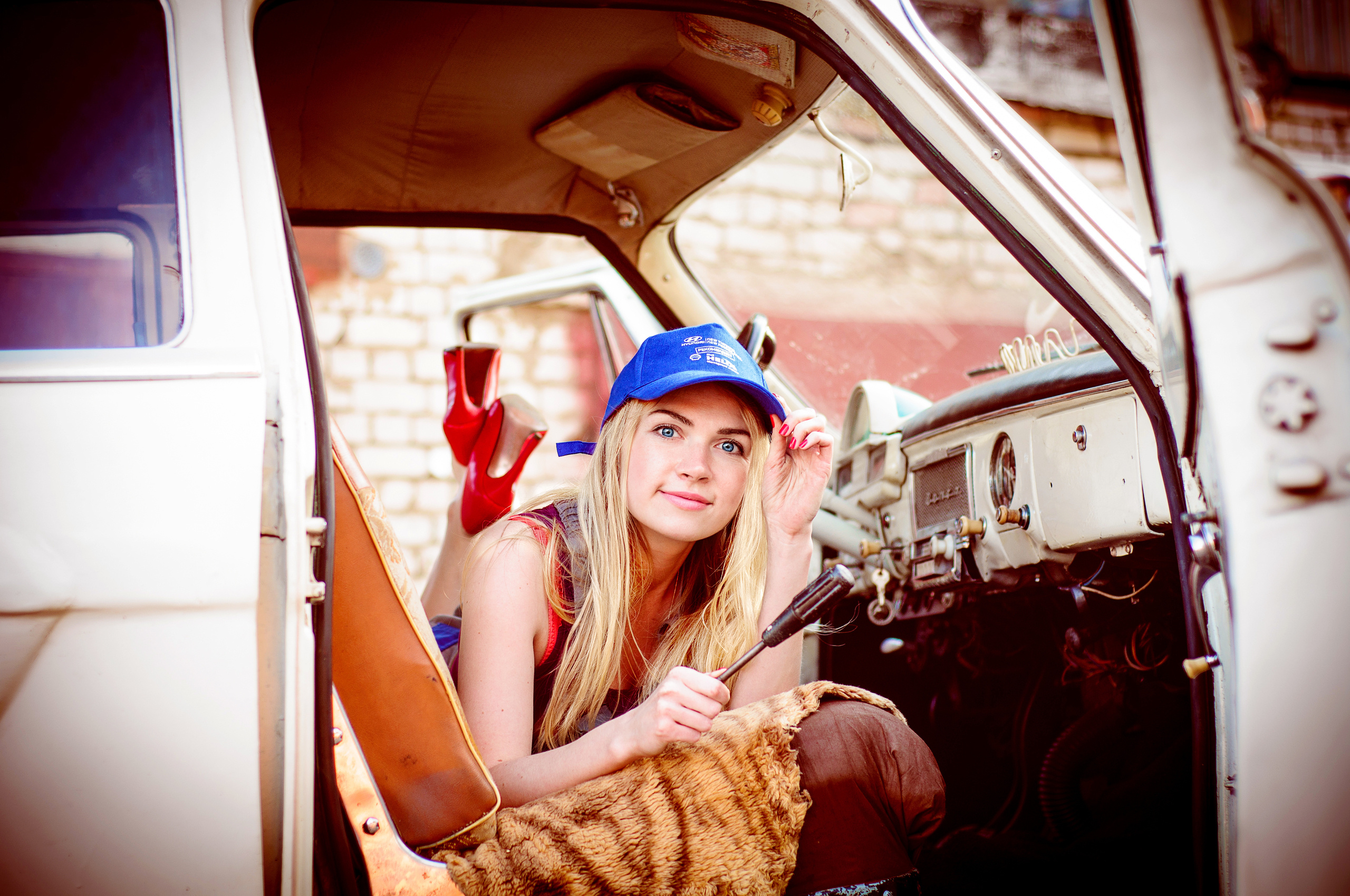 Диана. Прокат Аренда ретро автомобилей Волга ГАЗ 21  Кострома