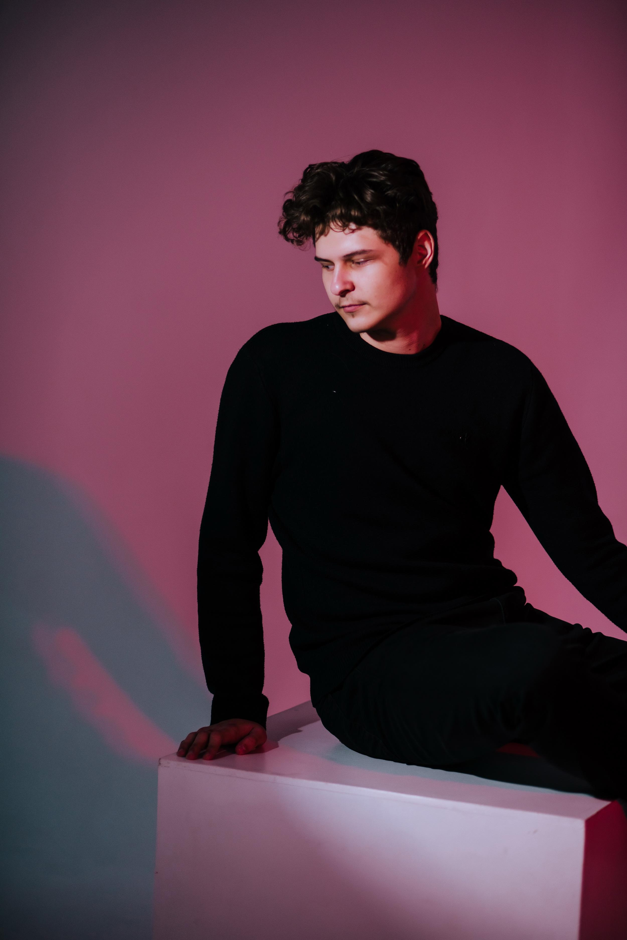 Гимназия г. Артем (студия). Фотограф Ярмишко Дарья. Выпускные фотокниги