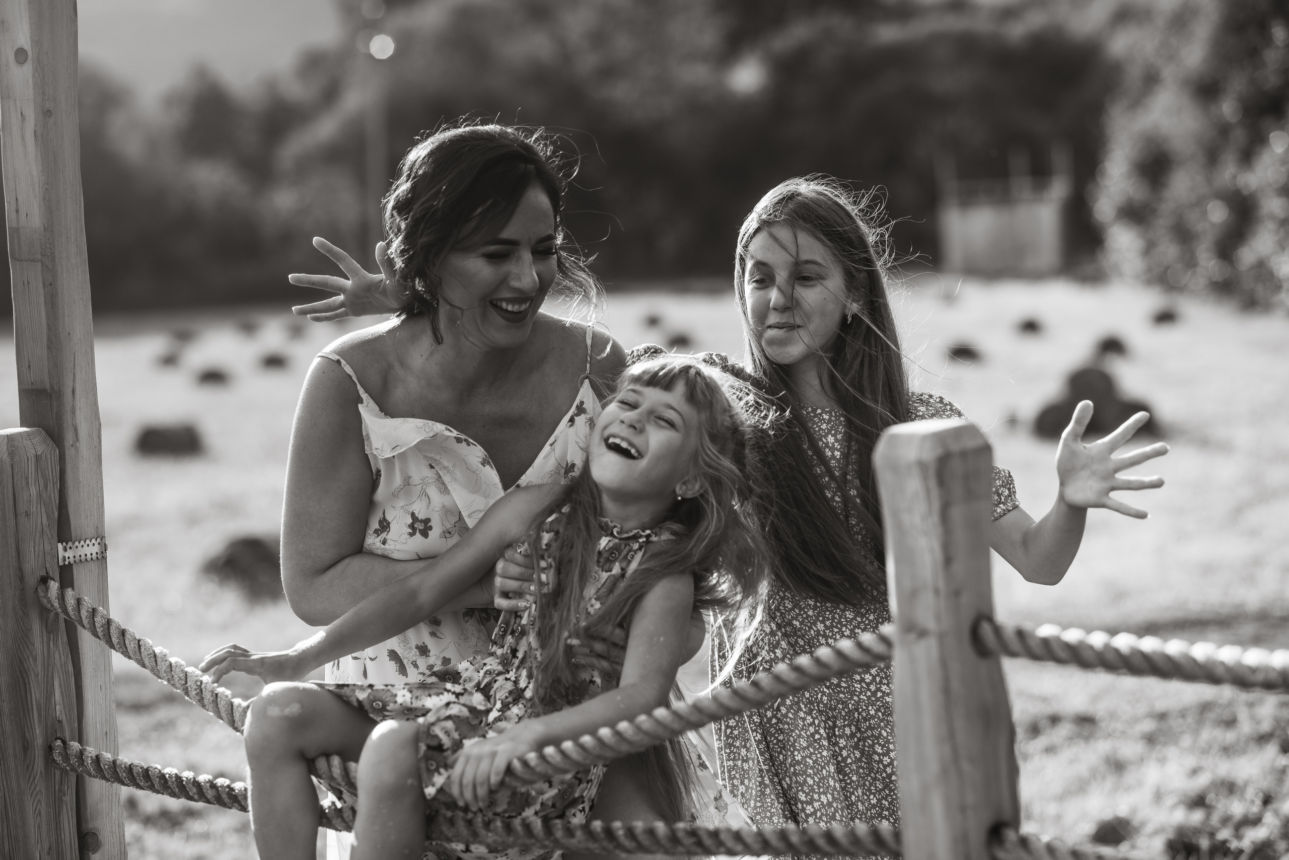 Прогулка в парке…. Фотограф Ярмишко Дарья. Выпускные фотокниги