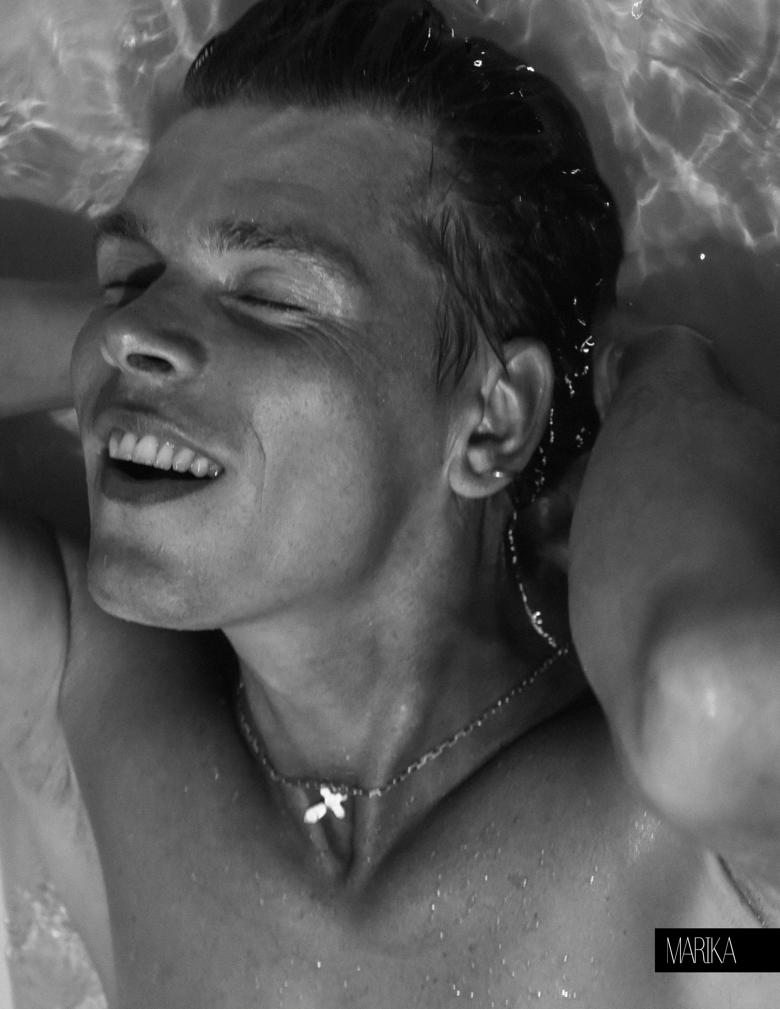 Заграничные журналы. Фотограф Ярмишко Дарья. Выпускные фотокниги