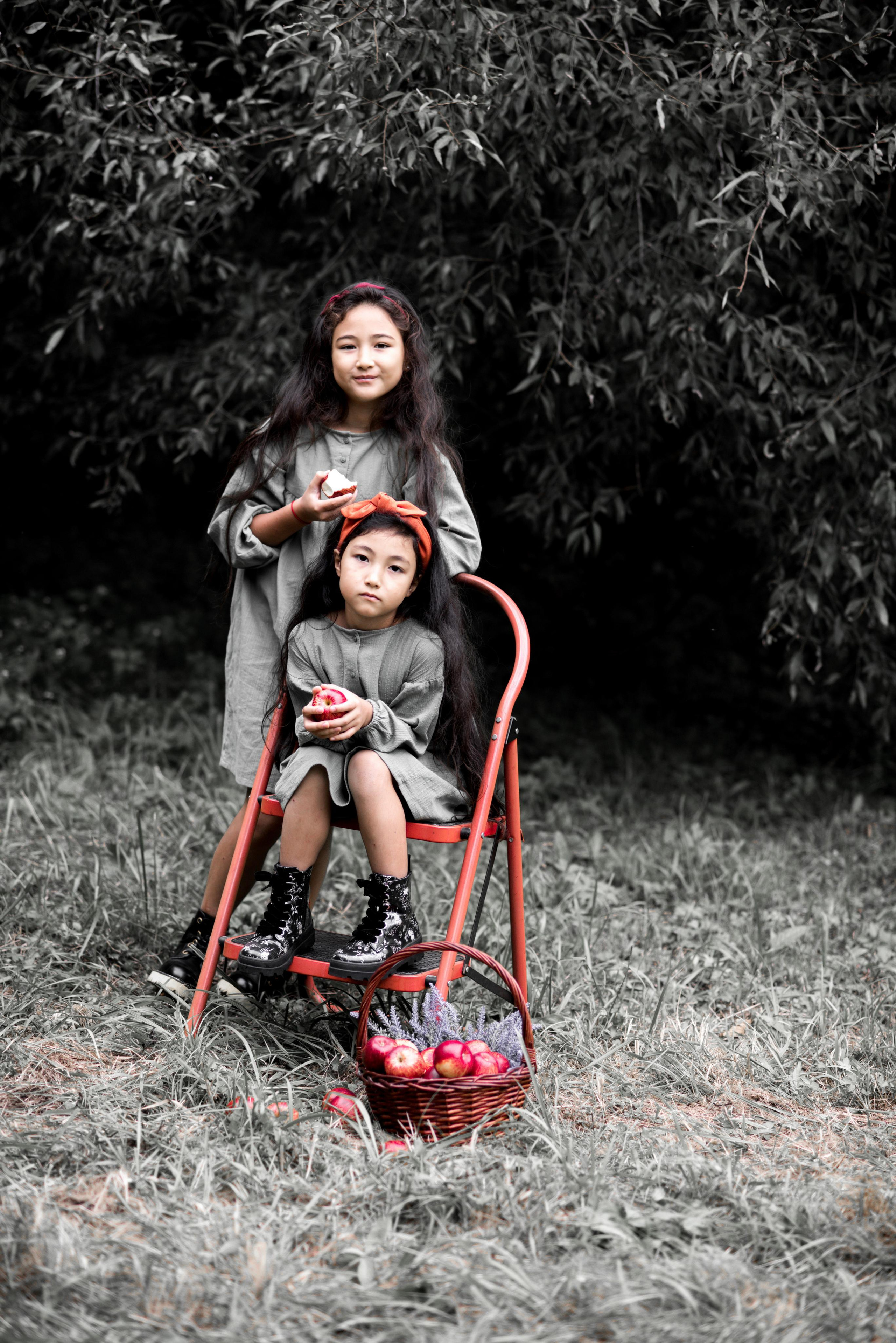 Apple day. Фотограф Ярмишко Дарья. Выпускные фотокниги