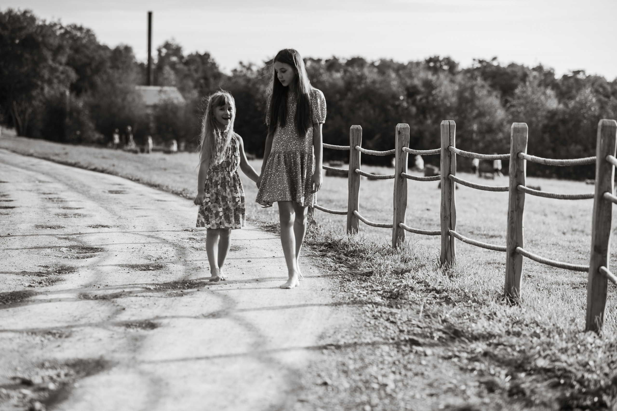 Прогулка в парке…. Фотограф Ярмишко Дарья. Выпускные фотокниги