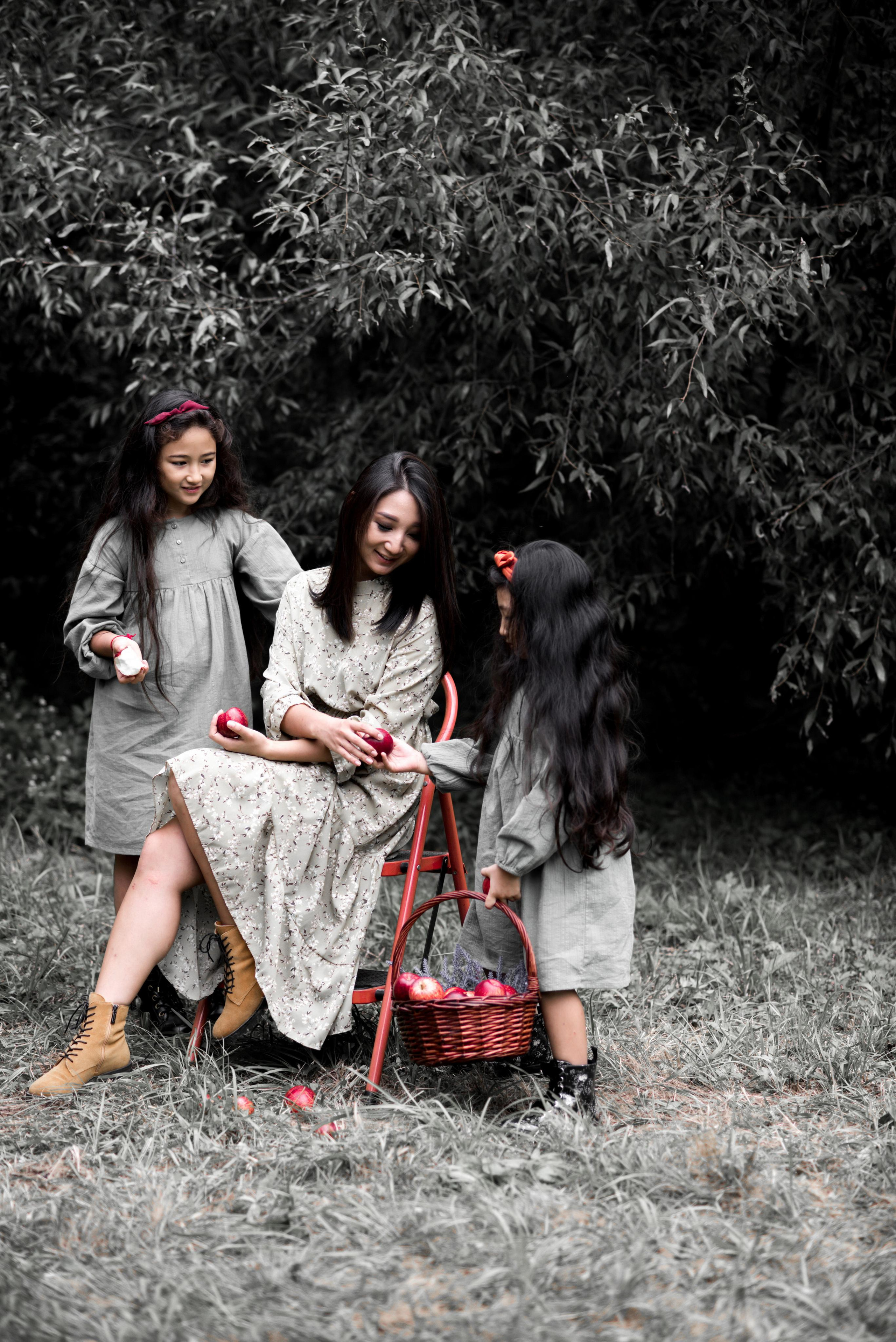 Apple day. Фотограф Ярмишко Дарья. Выпускные фотокниги