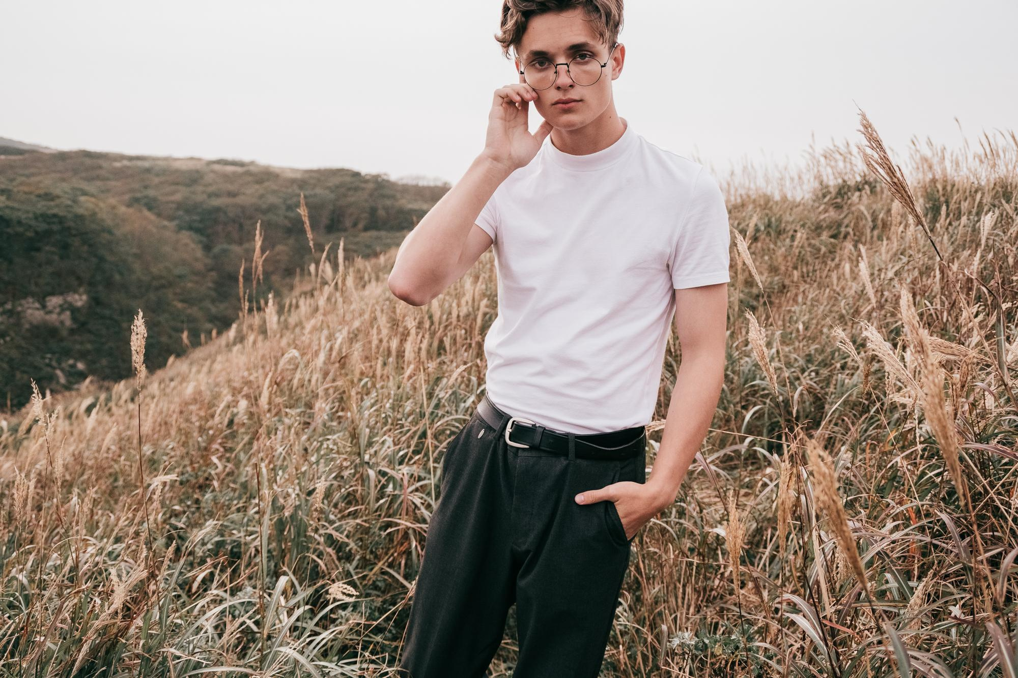 Влад. Фотограф Ярмишко Дарья. Выпускные фотокниги