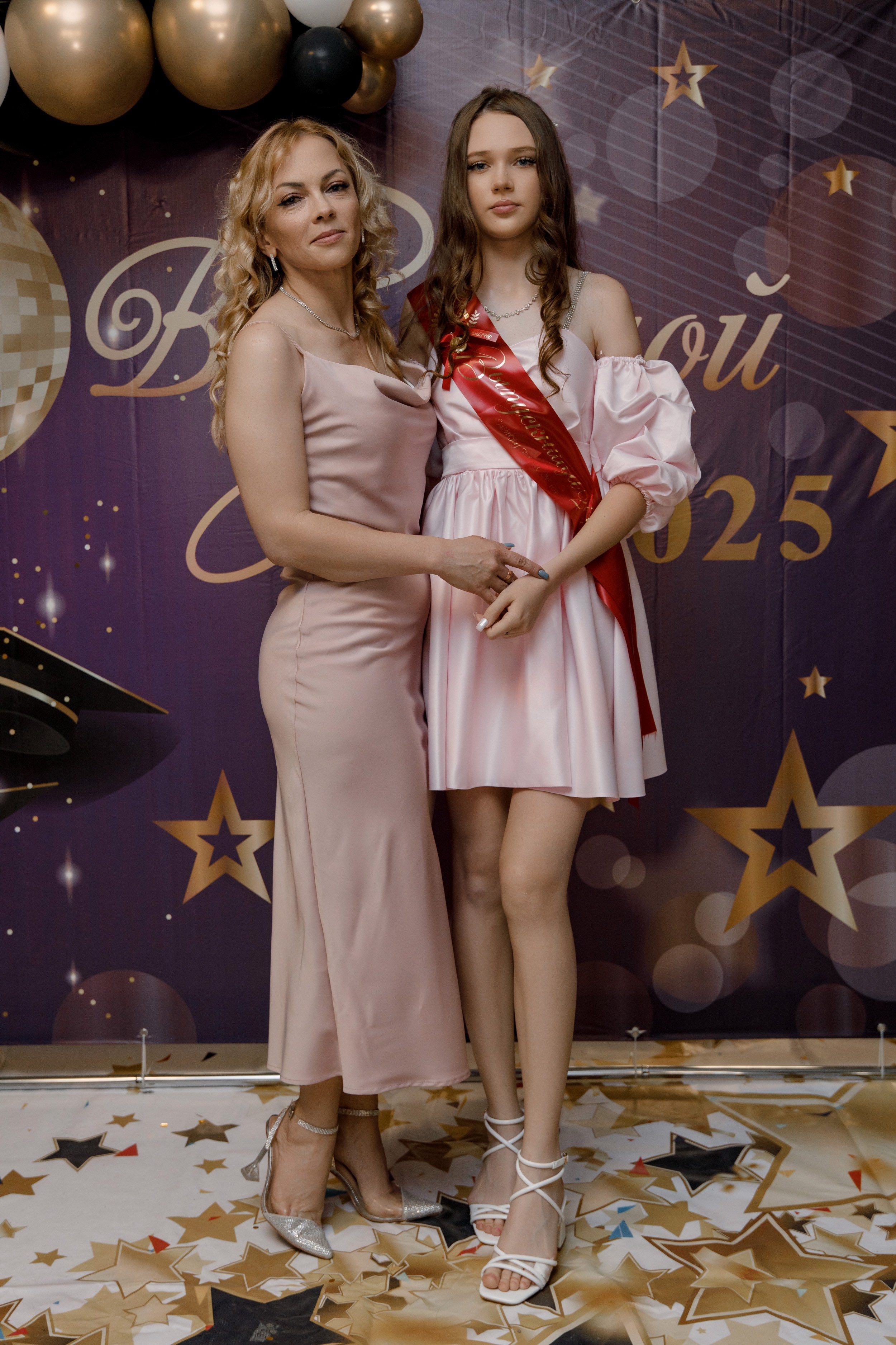 Выпускной школа 107 г Краснодар. Выпускные альбомы в Краснодарском крае