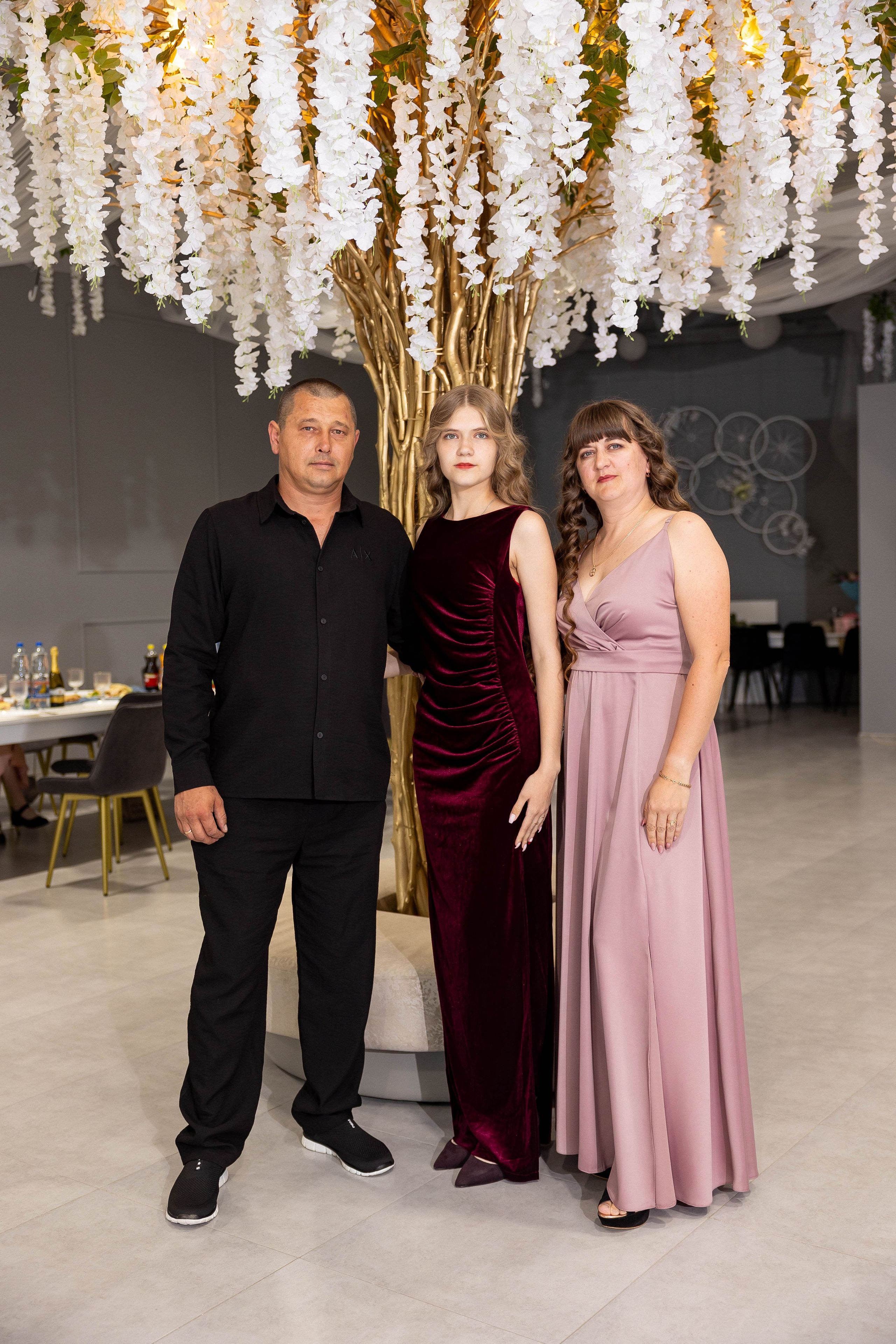 Школа 9 выпуск 2025. Выпускные альбомы в Краснодарском крае