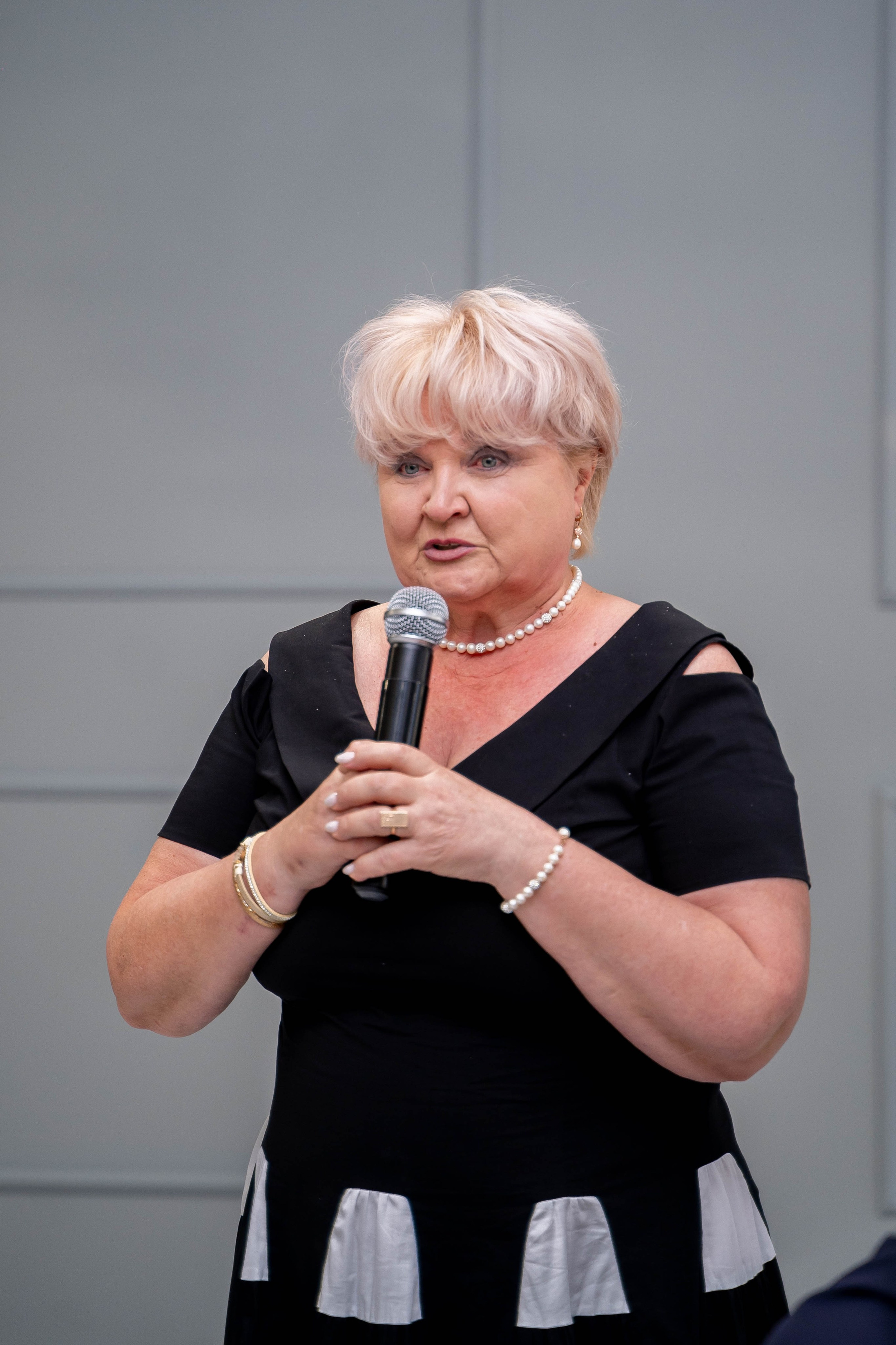 Школа 9 выпуск 2025. Выпускные альбомы в Краснодарском крае