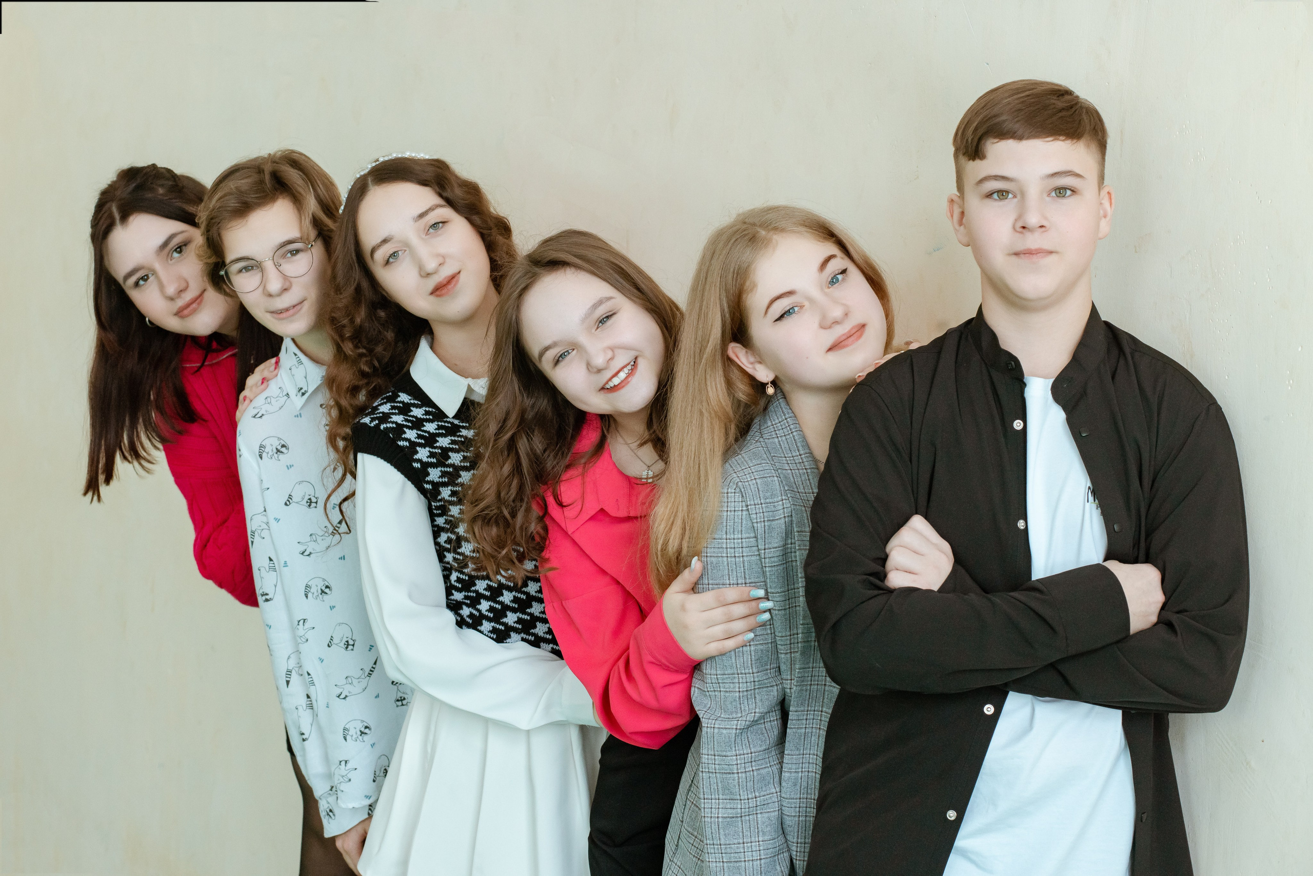 Академическая СОШ, 9 класс. Студия выпускных альбомов Остров