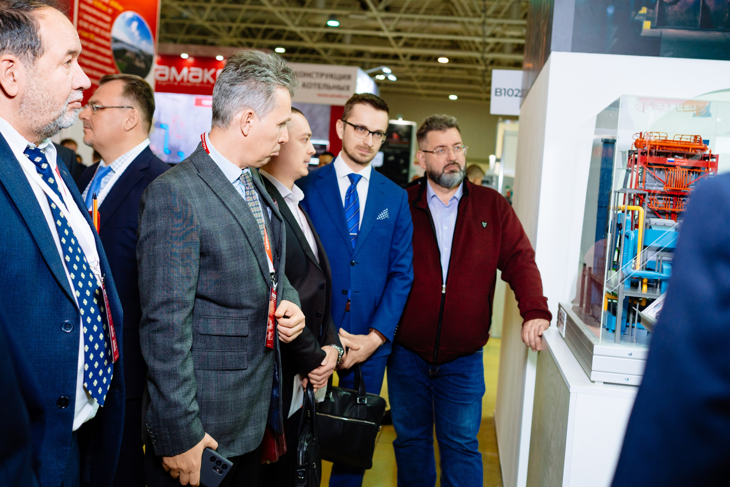 Heat & Electro Machinery Expo (стенд группы компаний ЕКС). Репортажный и портретный фотограф Алексей Полячек